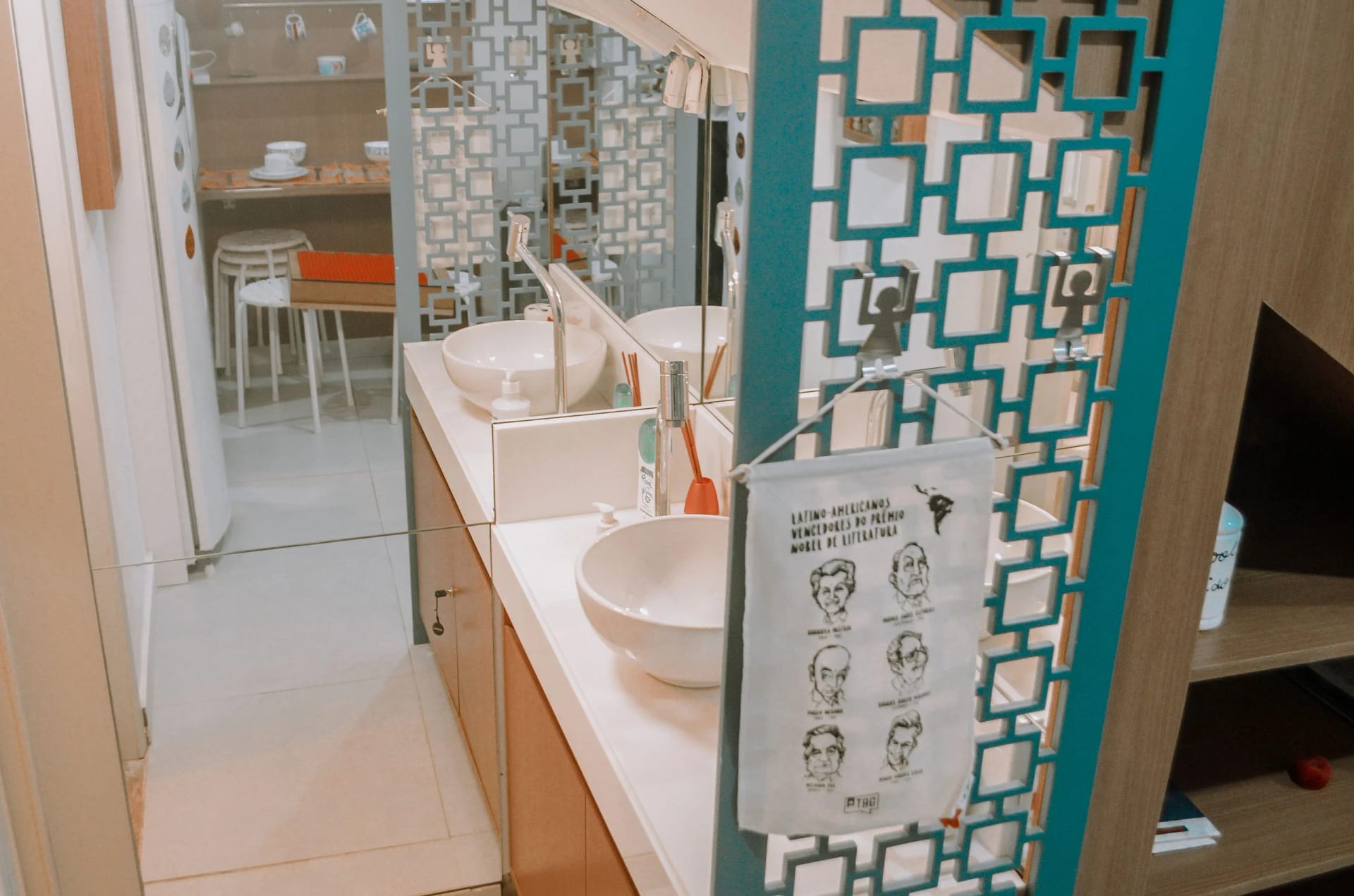 Cuarto de baño — Flat Solar Água Santorini by Qavi