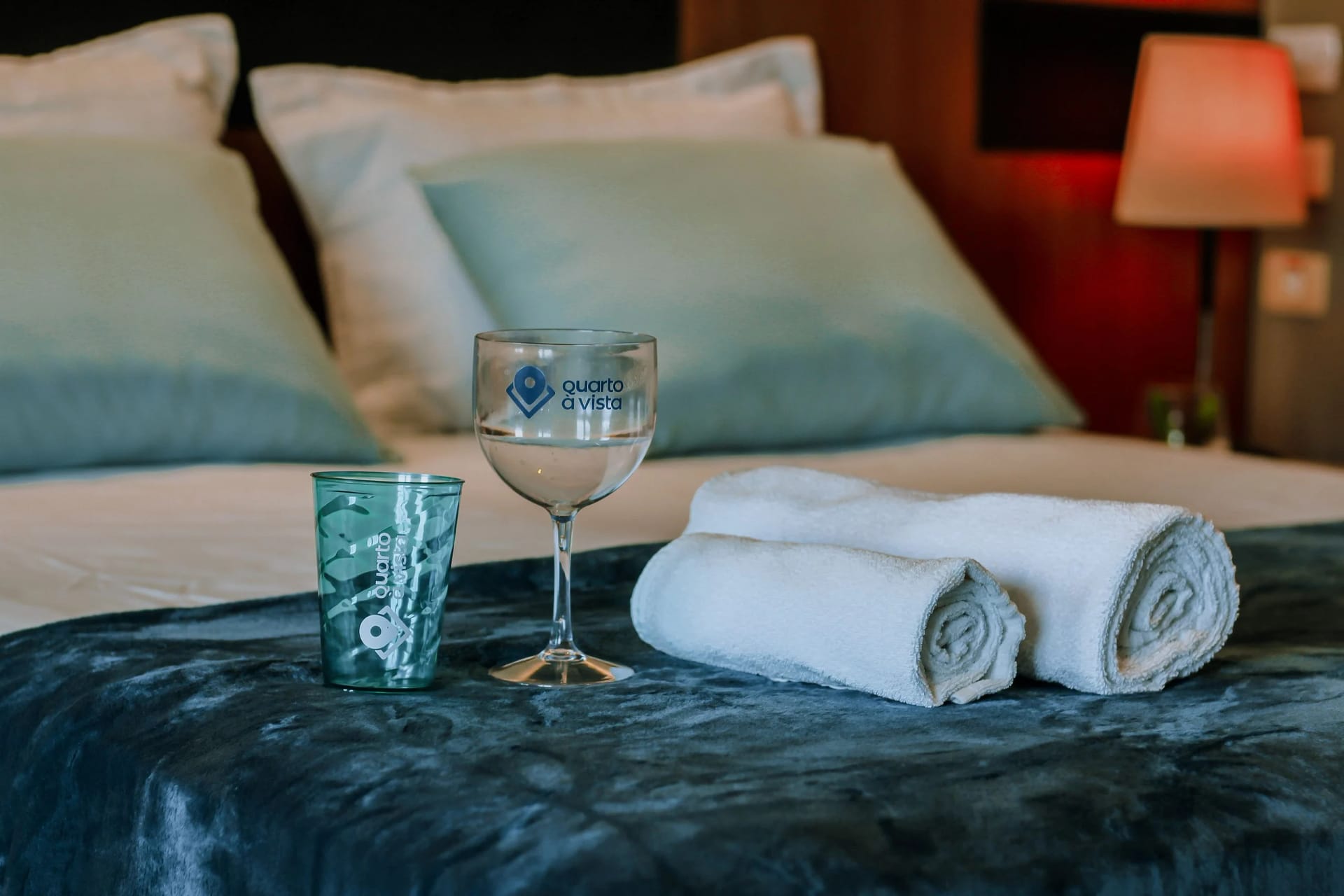 Bed — Flat em Condomínio Interatlântico Vista Mar - Qavi
