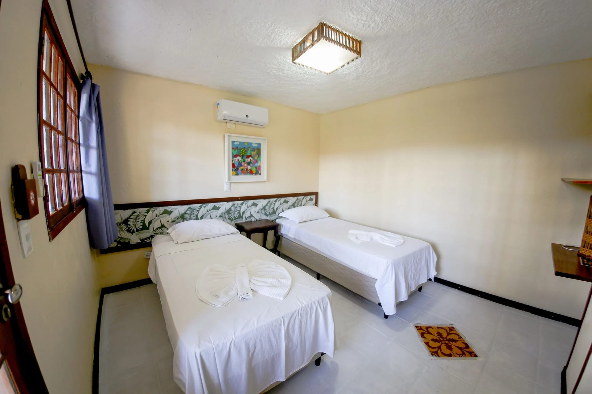 Quarto — Qavi - Villa di Milos Suíte Frente Piscina #Pipa