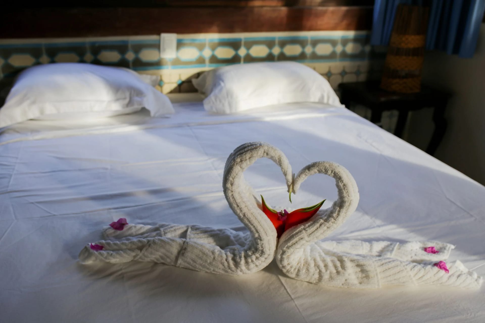 Dormitorio — Qavi - Villa di Milos Suíte Frente Piscina #Pipa