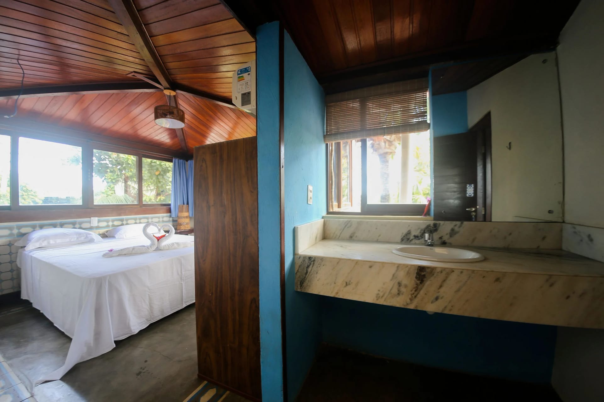 Dormitorio — Qavi - Villa di Milos Suíte Frente Piscina #Pipa