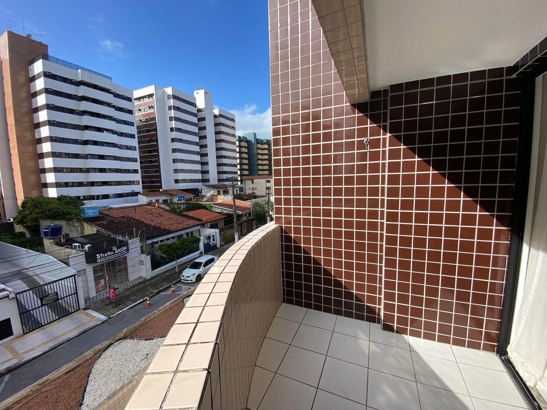 Balcony / Terrace — Edifício Tabriz - Apto 204