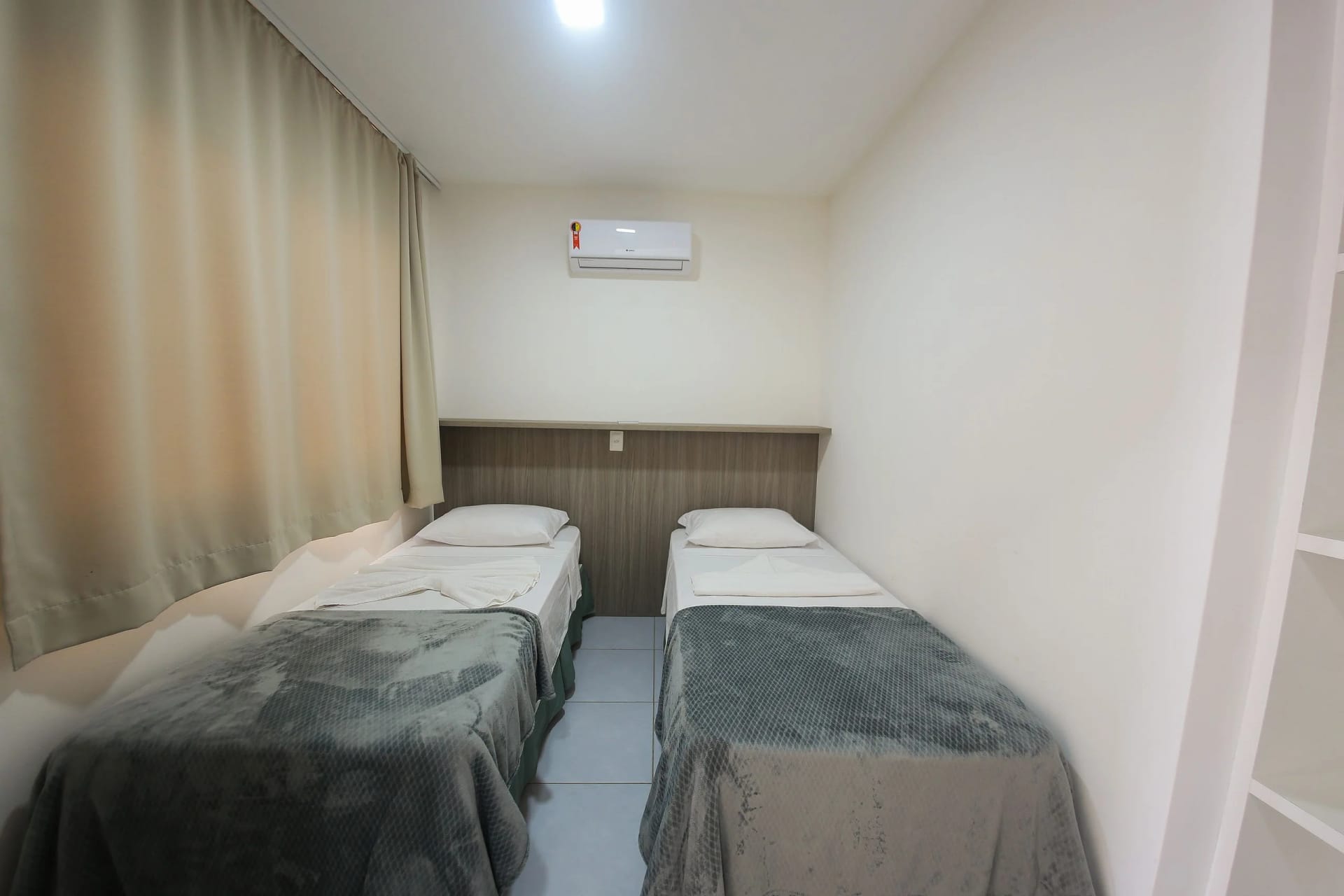 Quarto — Qavi - Apartamento no Centro de Pipa #Ubaia101