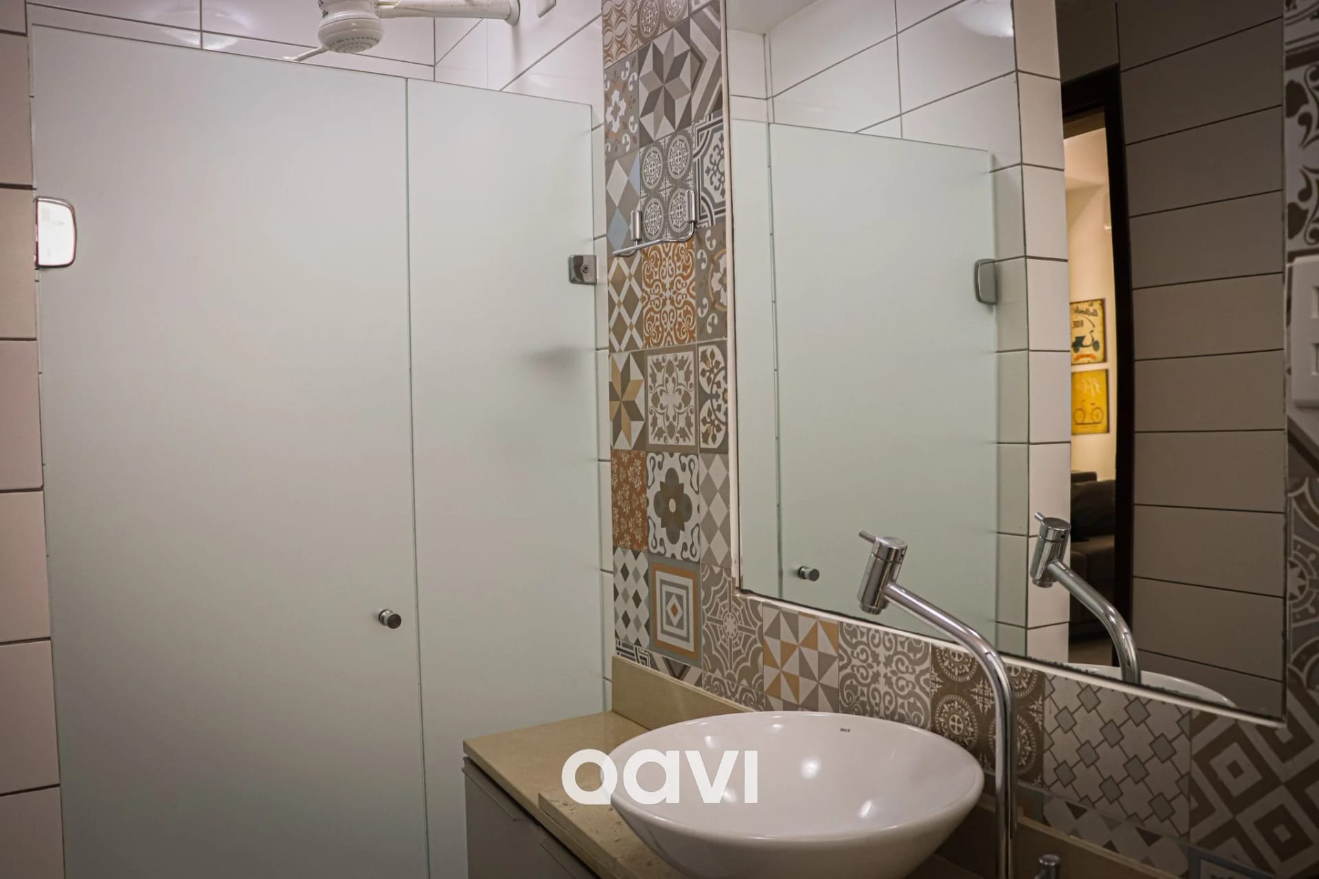 Cuarto de baño — Flat Solar Água Capri by QAVI