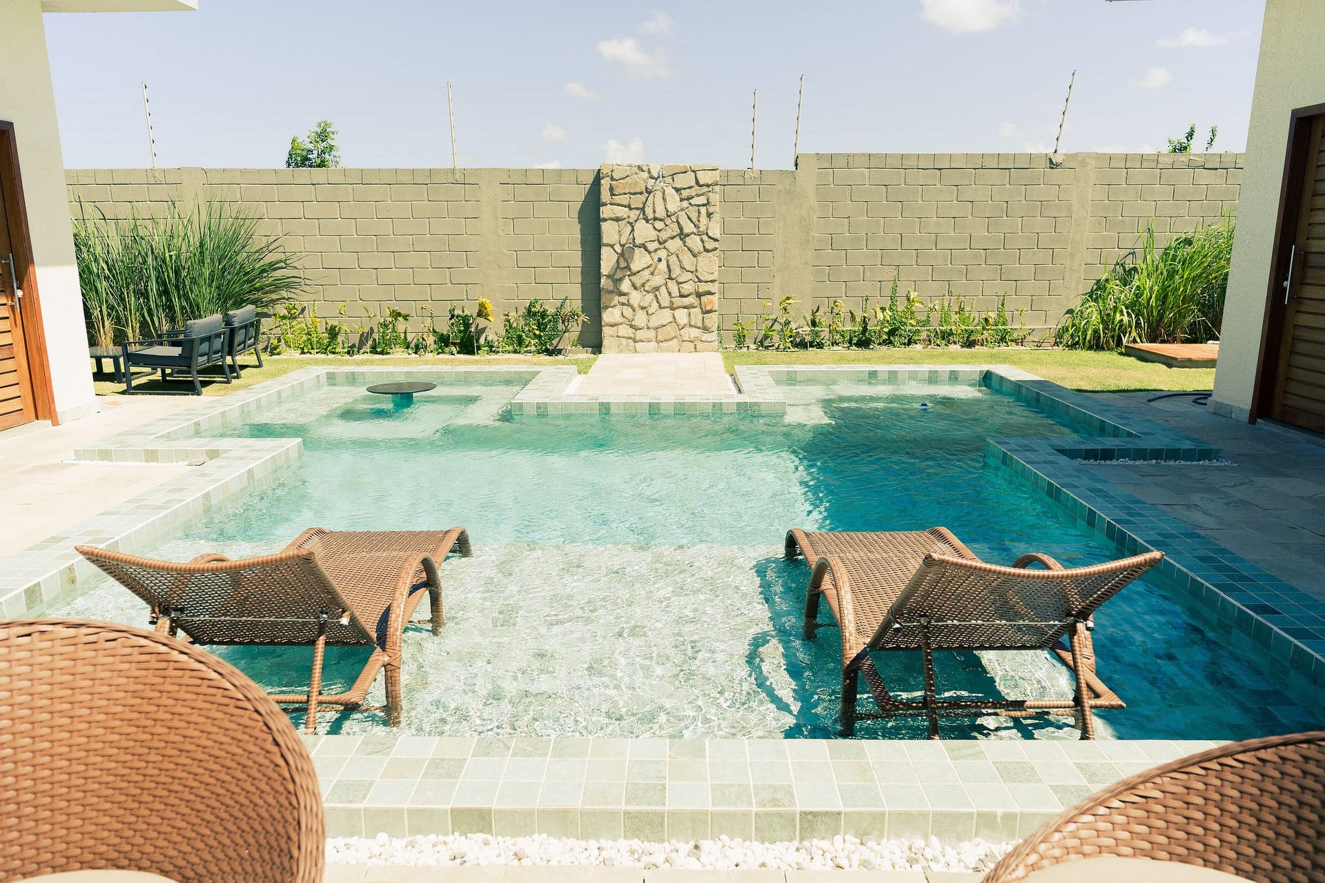 Piscina — Casa Kairós no Shamballa by Qavi