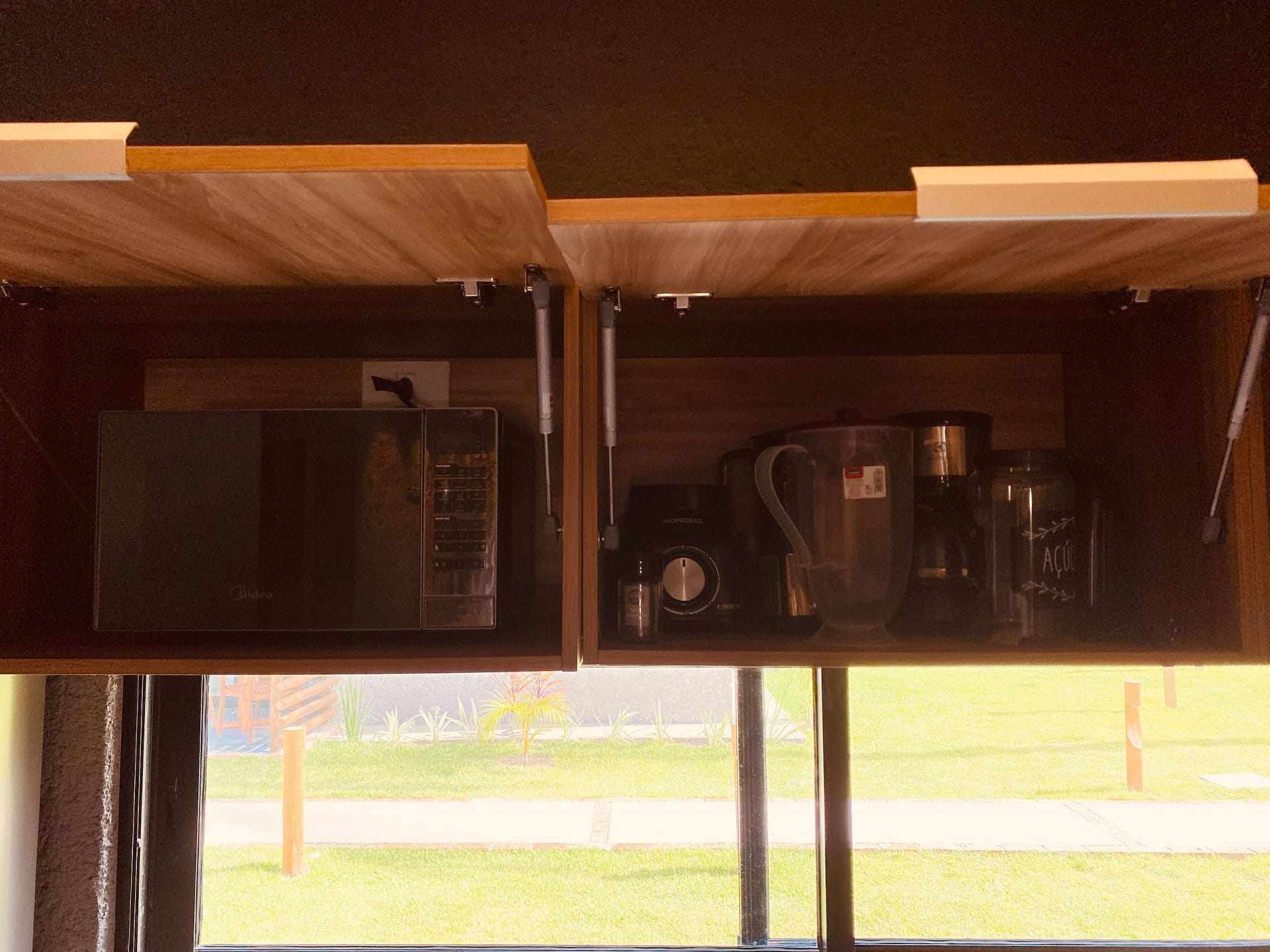 Kitchen or kitchenette — Villas Manatee Milagres D 001 by QAVI