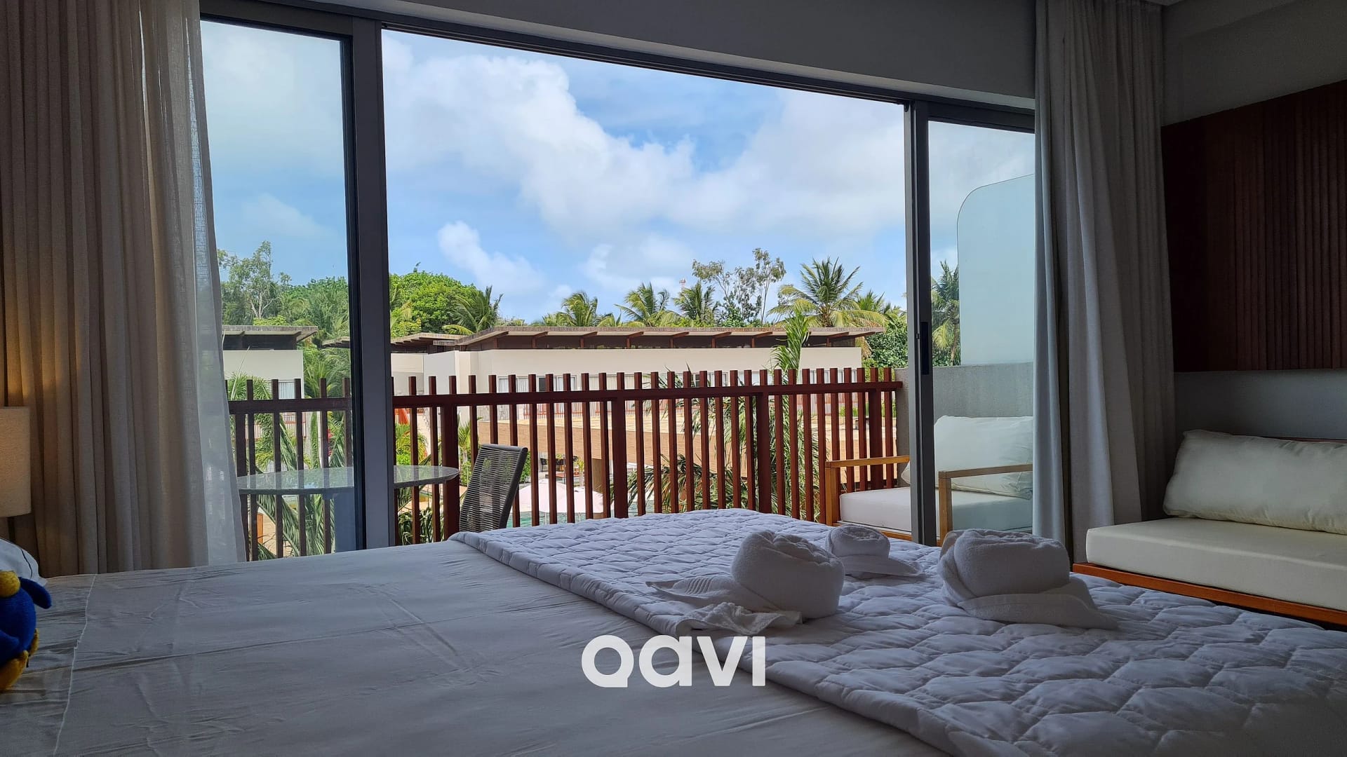 Bedroom — Flat Ile de Pipa Mykonos by Qavi