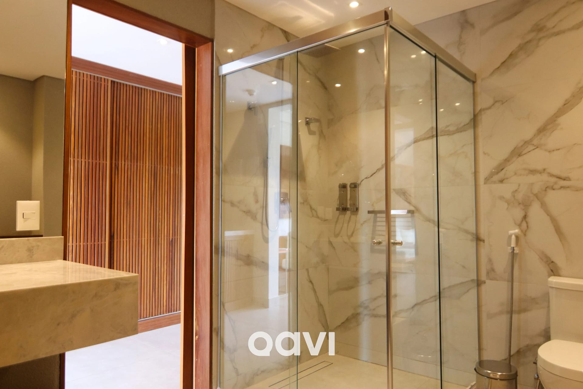 Toilet — Flat Ile de Pipa Mykonos by Qavi