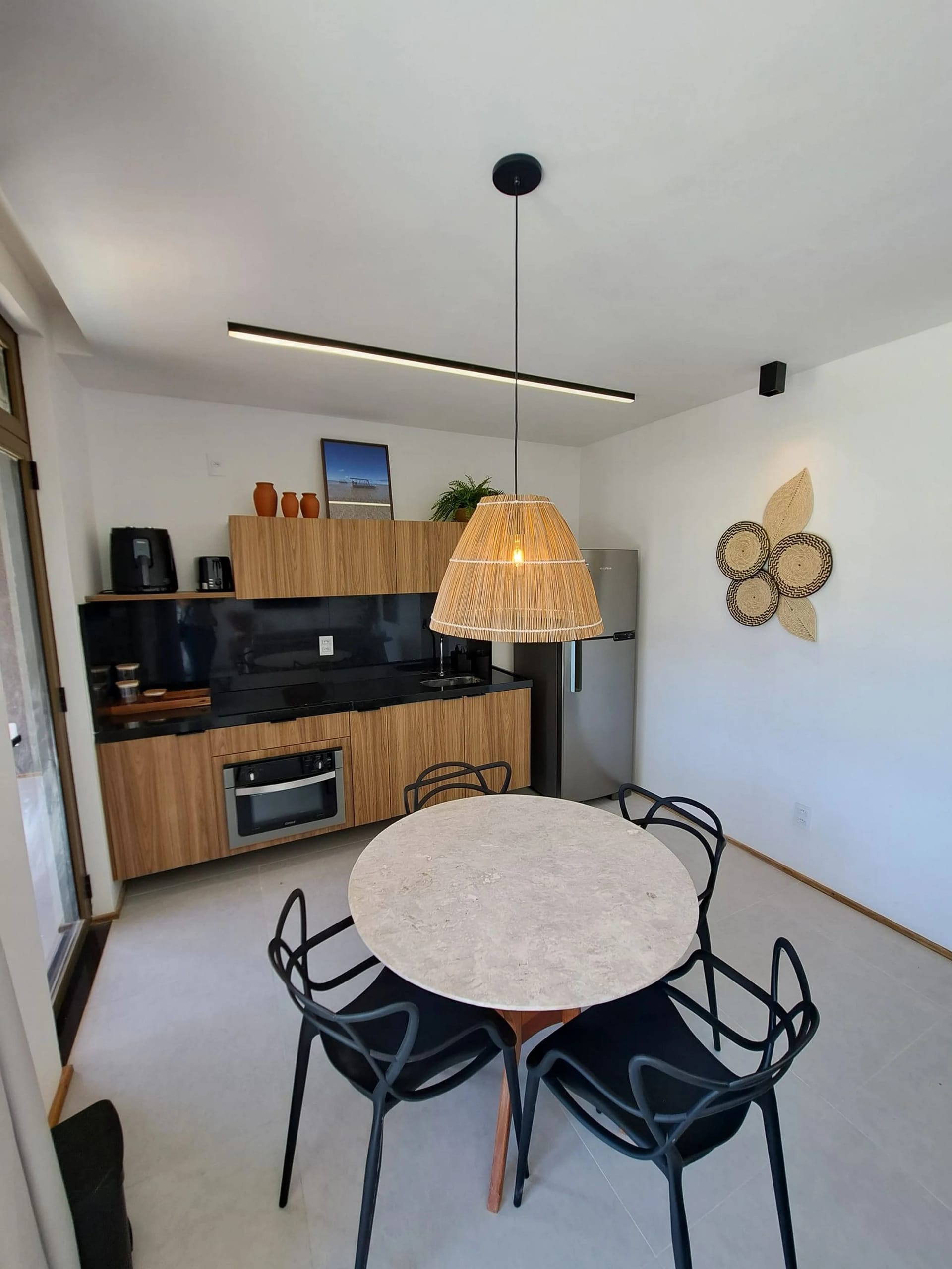 Cocina o kitnet — Essence B 108 na Rota dos Milagres by Qavi