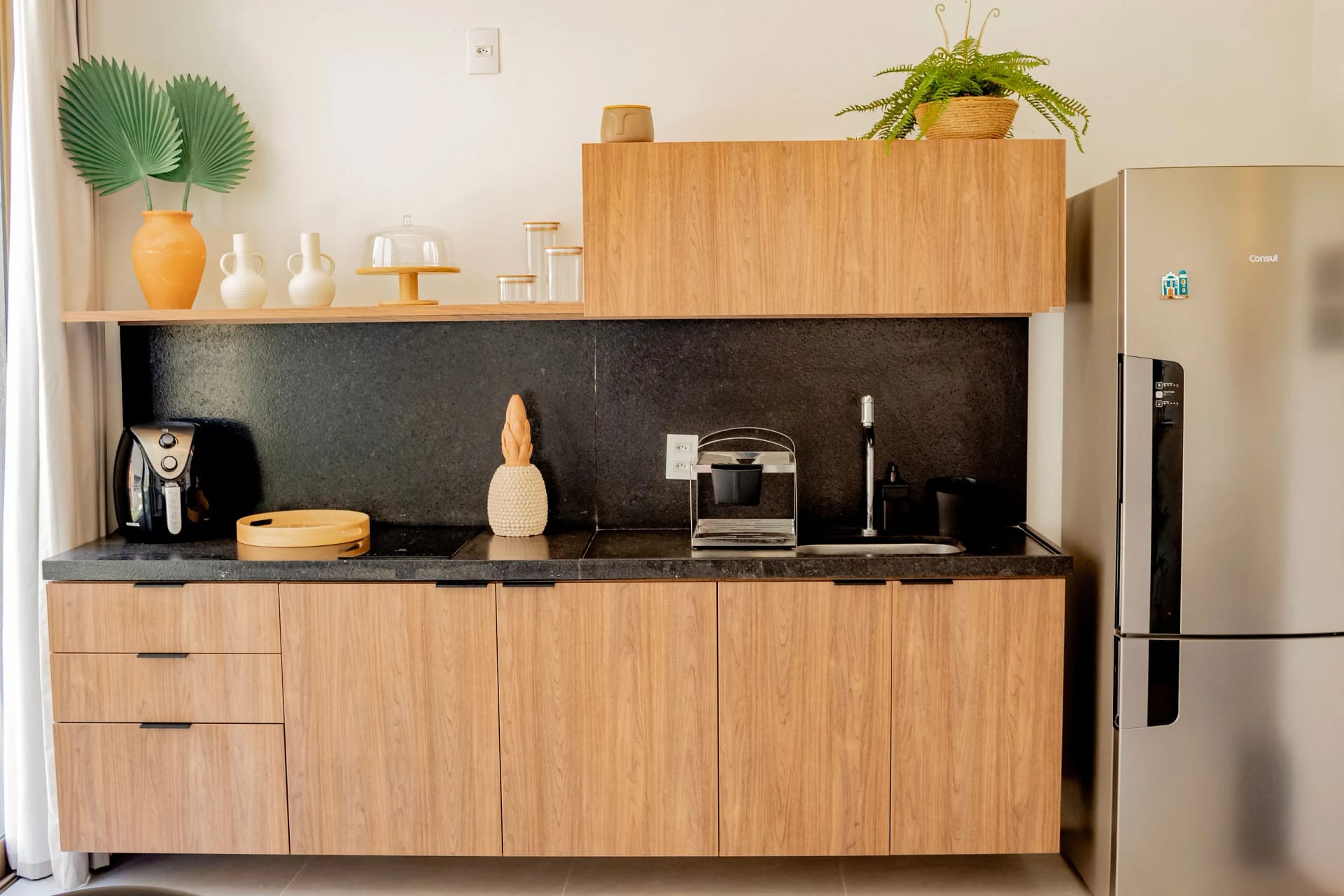 Cocina o kitnet — Essence A 002 na Rota dos Milagres by Qavi