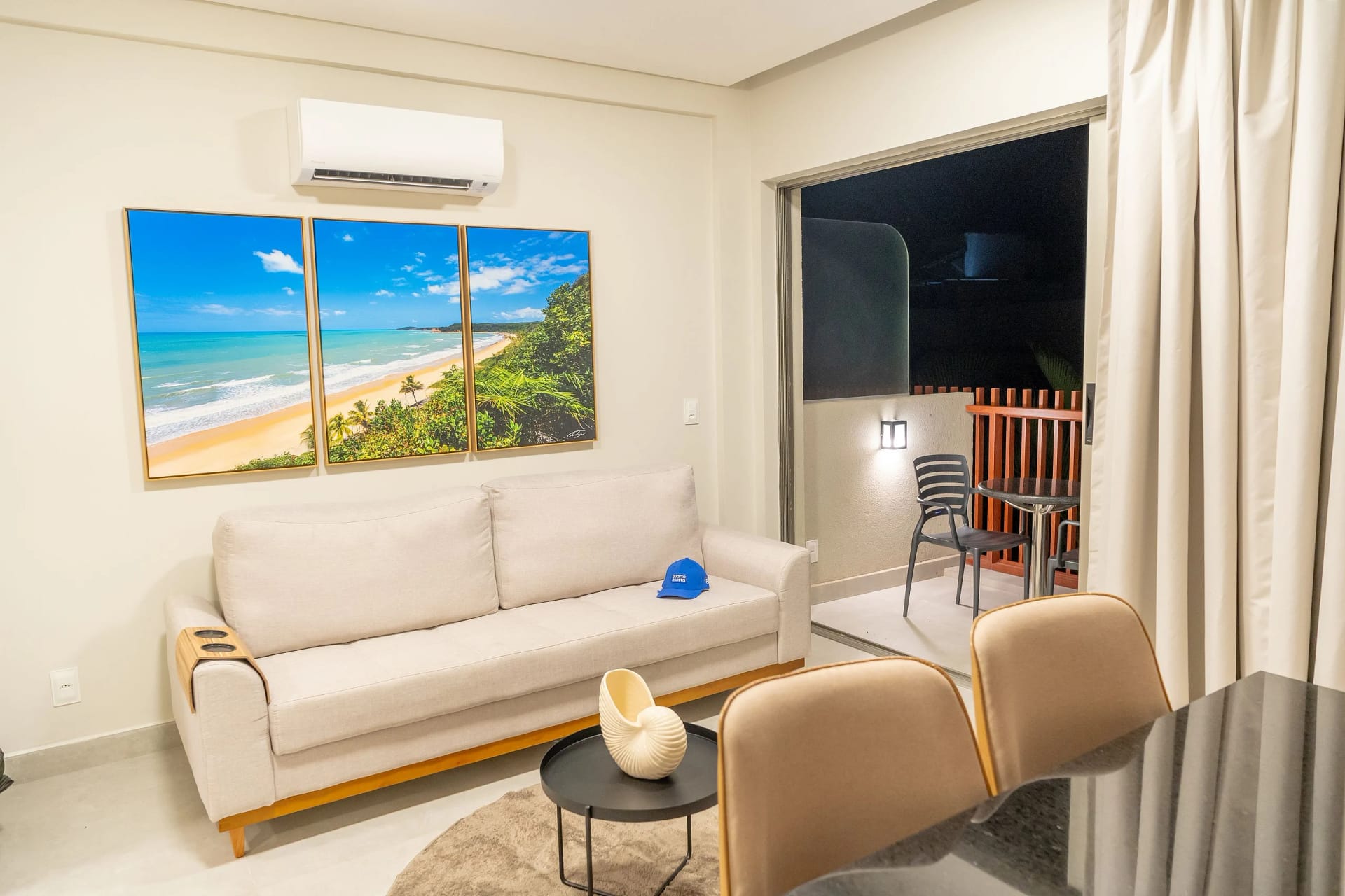 Sala de Estar — Flat Ile de Pipa Premium Nusa by QAVI