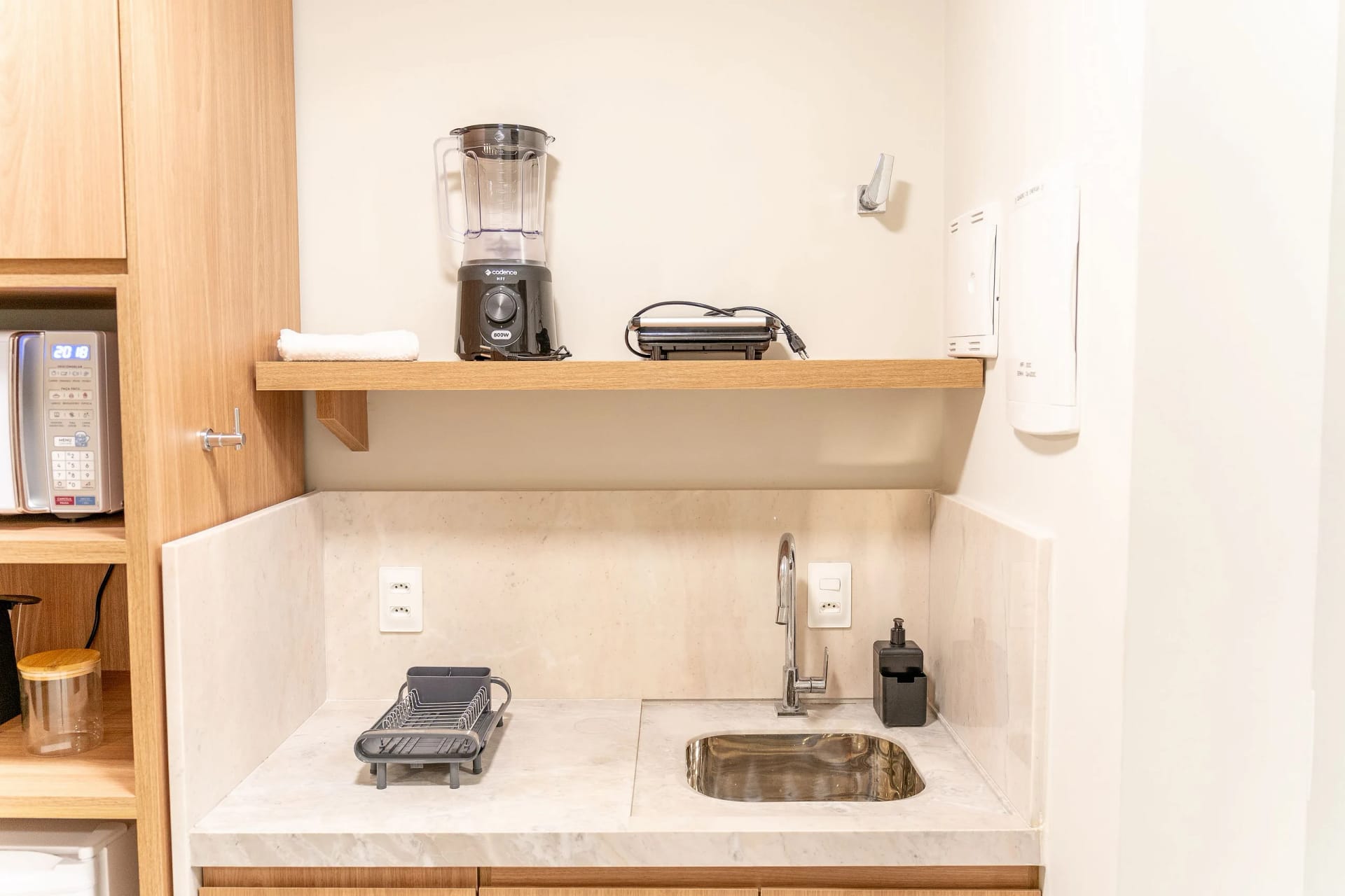 Cozinha ou kitnet — Flat Ile de Pipa Premium Nusa by QAVI