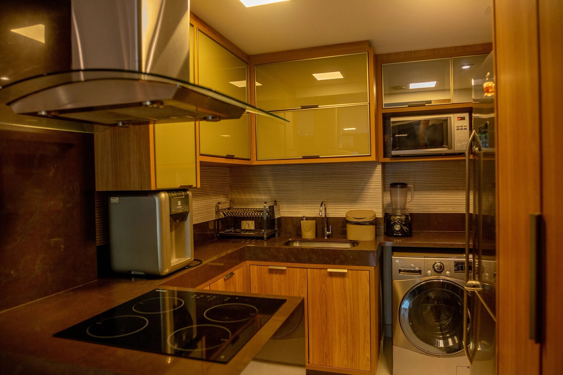 Kitchen or kitchenette — In Mare Bali Flat Marbella by Qavi