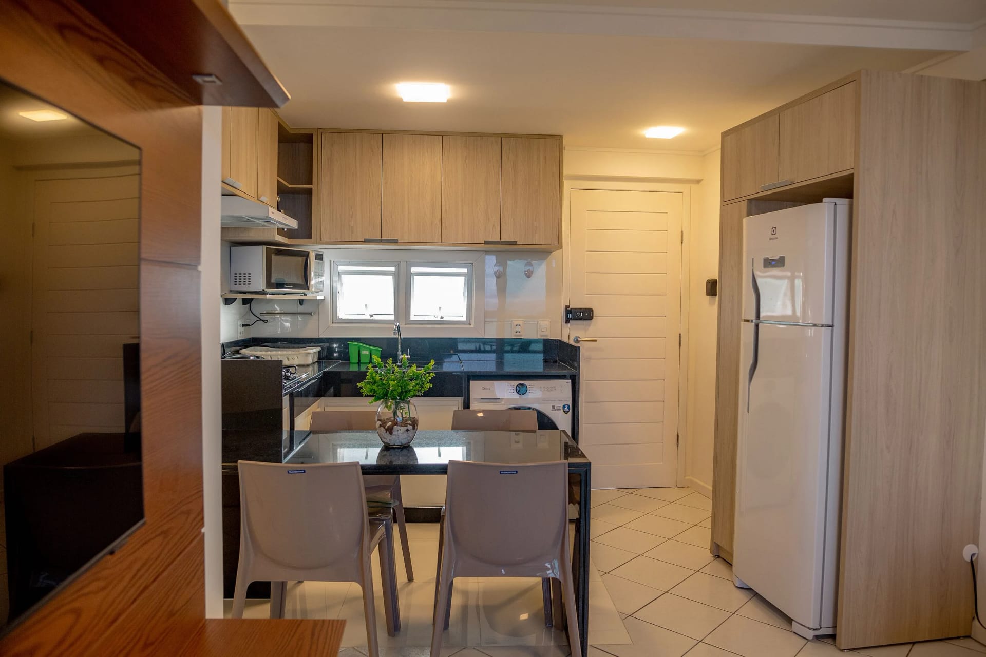Cocina o kitnet — Pontamares Flat Bali em Ponta Negra by Qavi