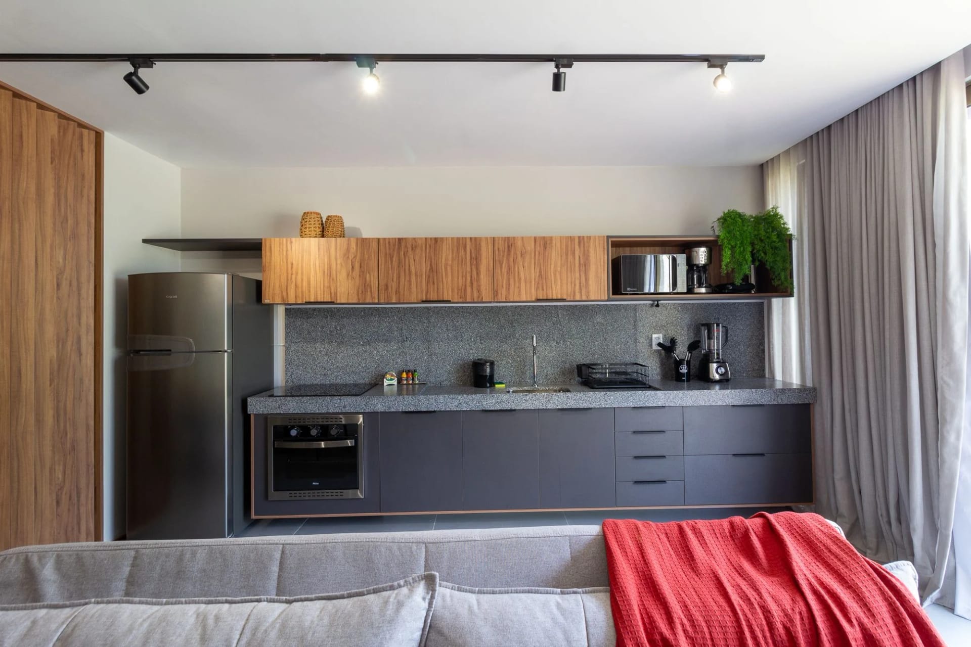 Kitchen or kitchenette — Villa Naluri em Japaratinga C 001 by QAVI