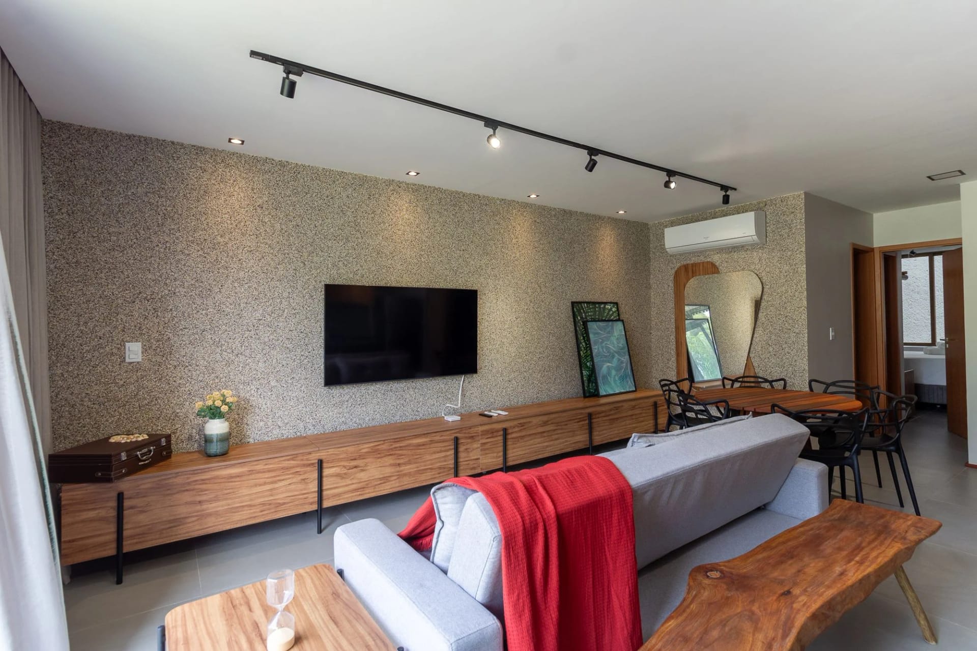 Living Room — Villa Naluri em Japaratinga C 001 by QAVI