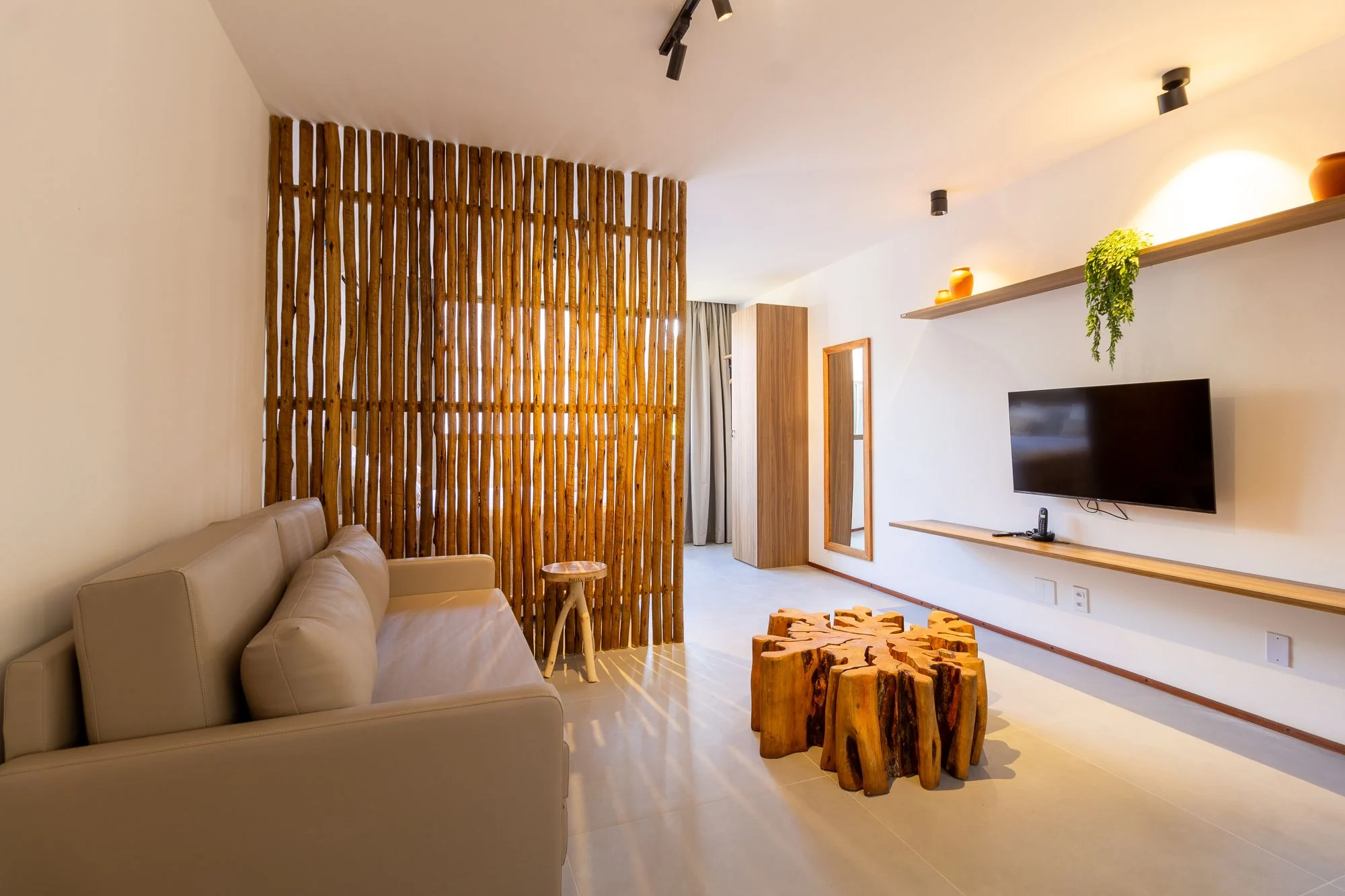 Living Room — Villa Naluri em Japaratinga by QAVI - B 106