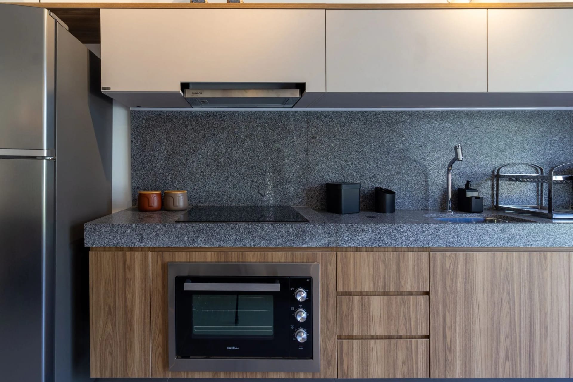 Kitchen or kitchenette — Villa Naluri em Japaratinga C 003 by QAVI