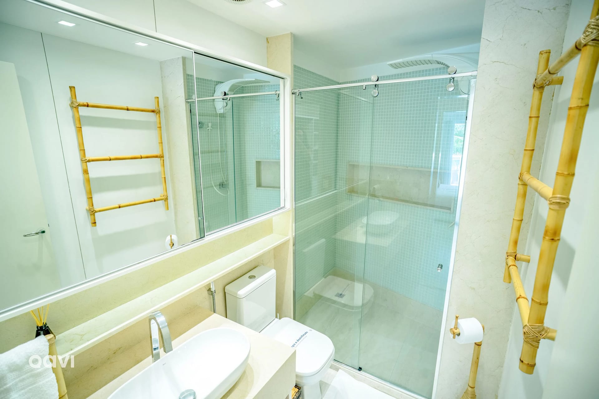 Baño — In Mare Bali Flat Tulum by Qavi