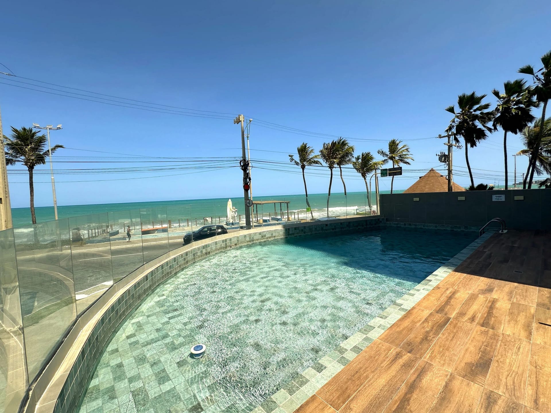 Swimming pool — Loft Studio Maceió com Vista Mar by Qavi