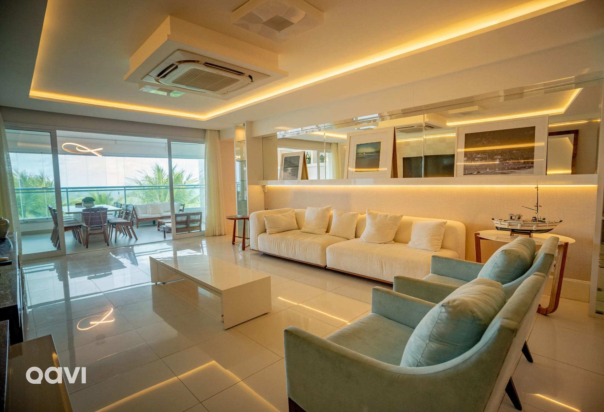 Sala de Estar — In Mare Bali Flat Cobertura Nusa by Qavi