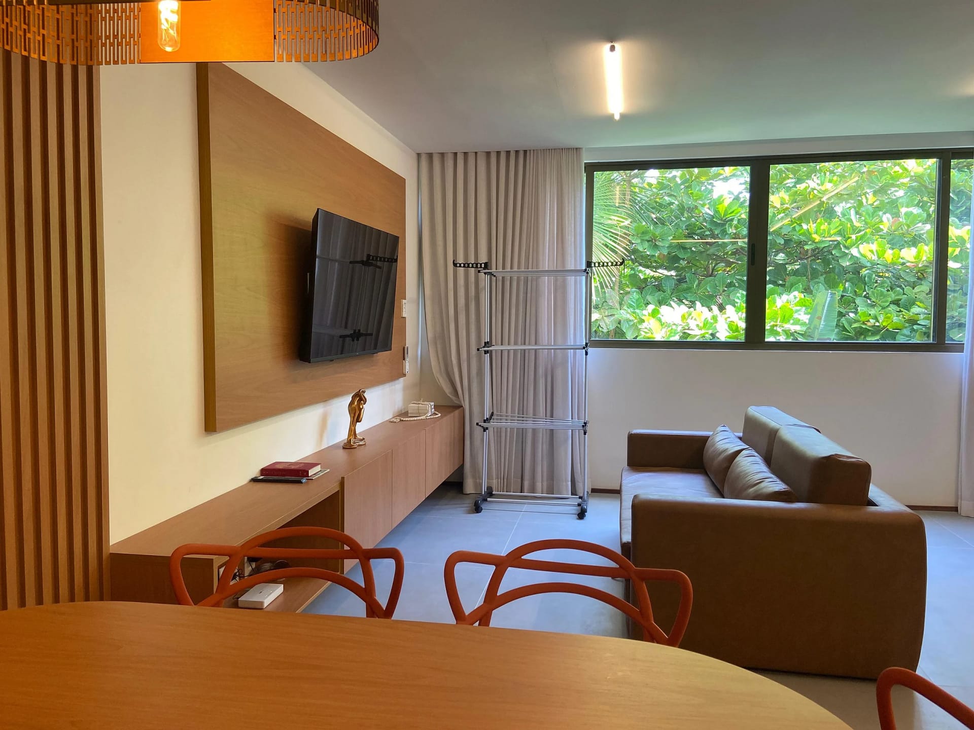 Sala de Estar — Villa Naluri em Japaratinga D 104 by Qavi