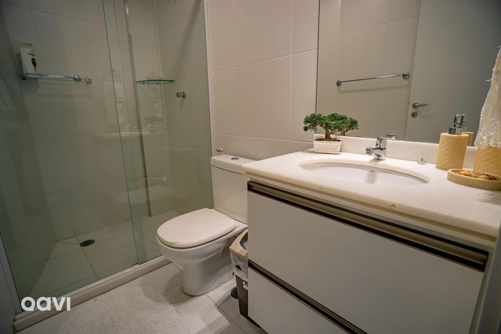 Bathroom — In Mare Bali Flat Cobertura Visby by Qavi