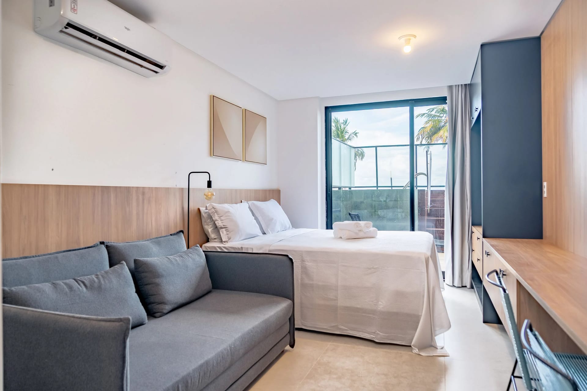 Foto de todo o quarto — Flat Beira Mar no Intermares Sun Smart 005 - QAVI