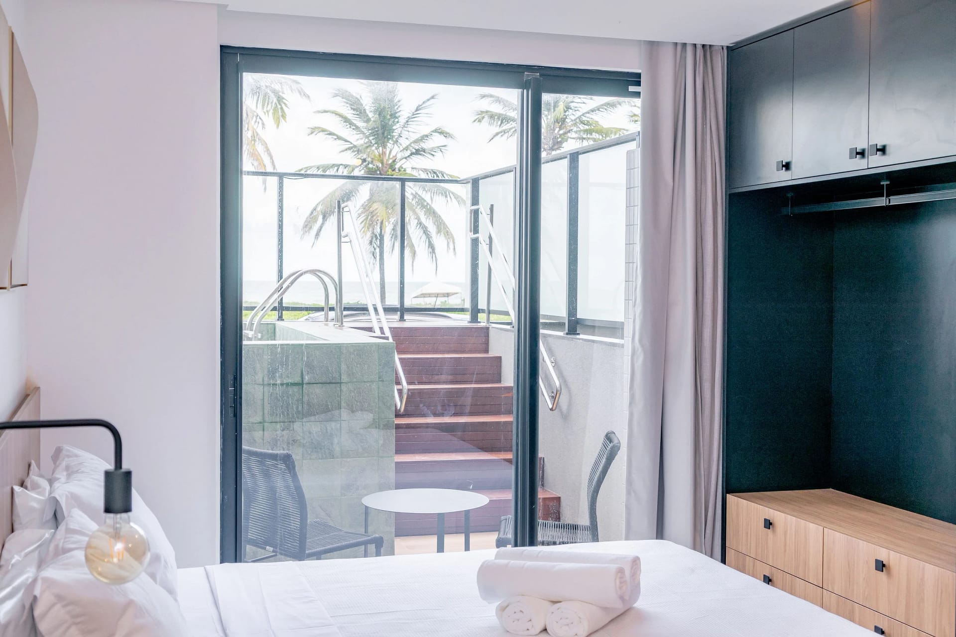 Foto de todo o quarto — Flat Beira Mar no Intermares Sun Smart 005 - QAVI