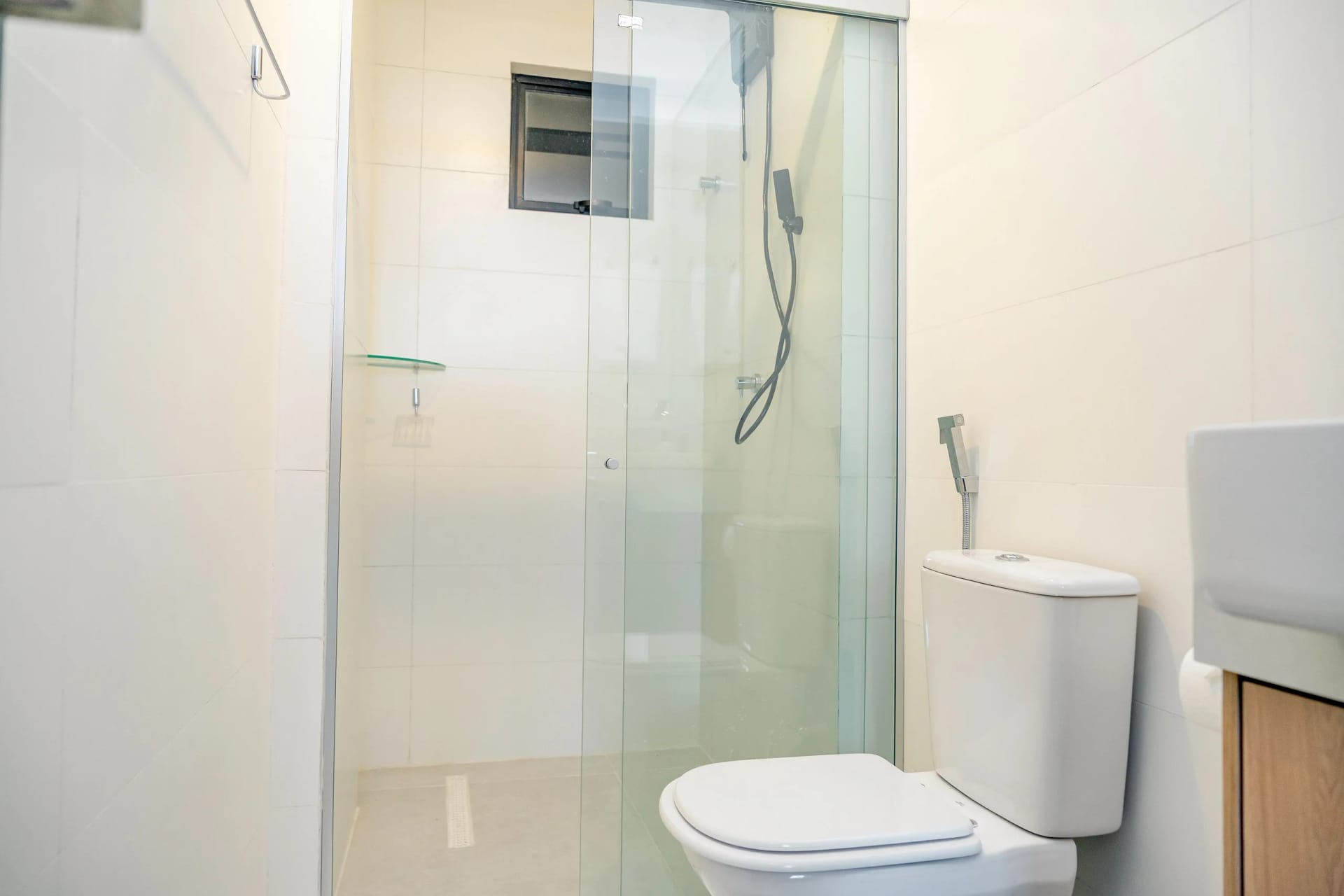Banheiro — Flat Beira Mar no Intermares Sun Smart 005 - QAVI