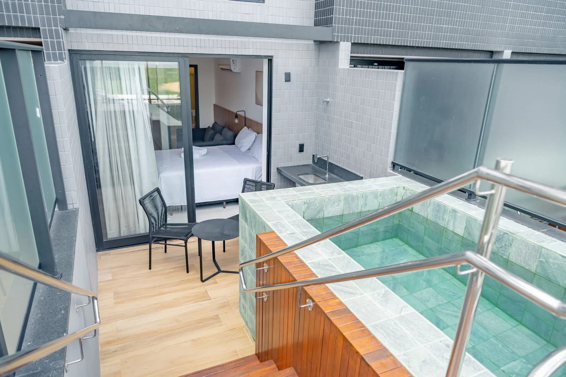 Piscina — Flat Beira Mar no Intermares Sun Smart 005 - QAVI