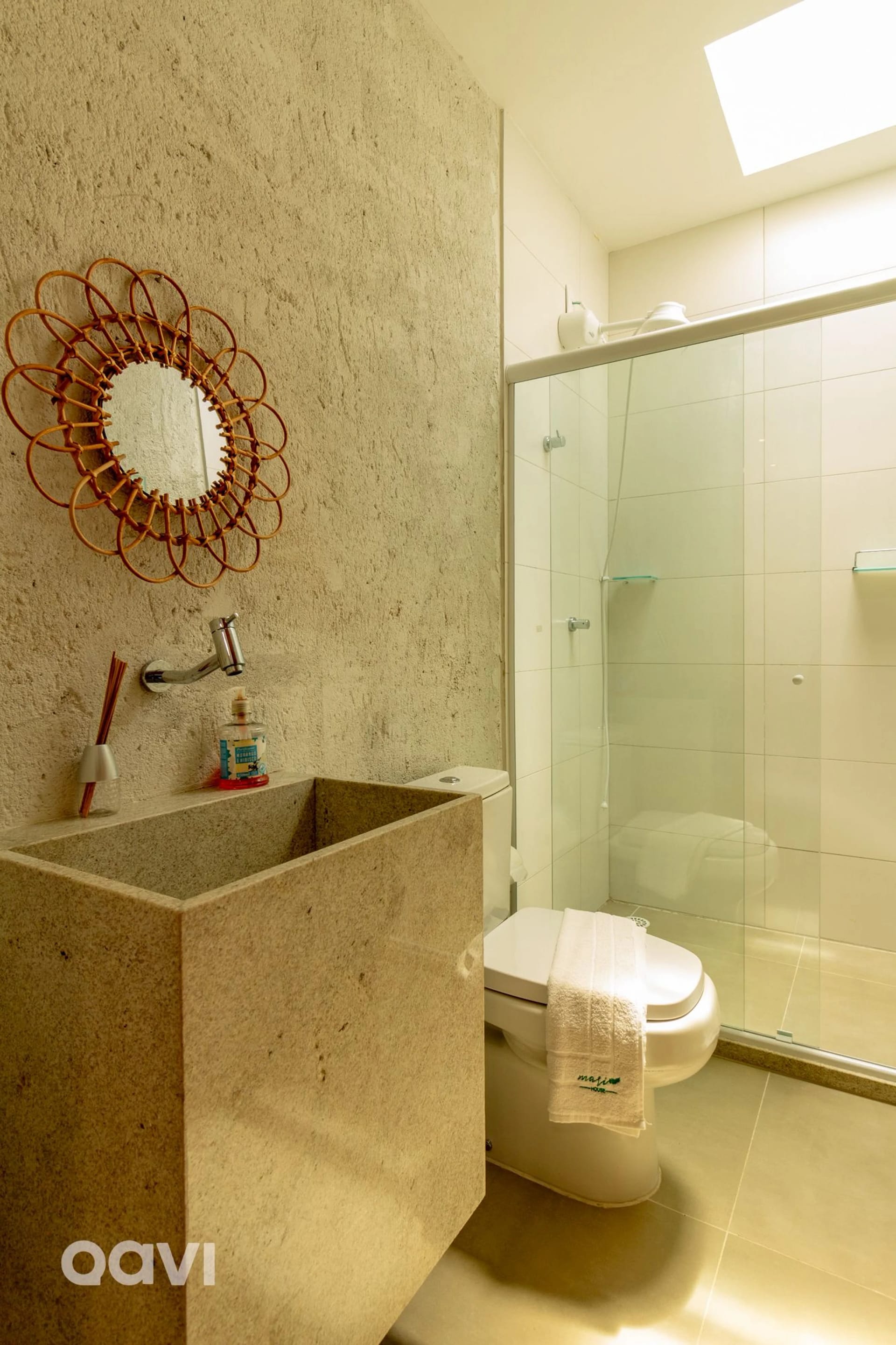 Baño — Casa em condomínio Sapê 15 by Qavi