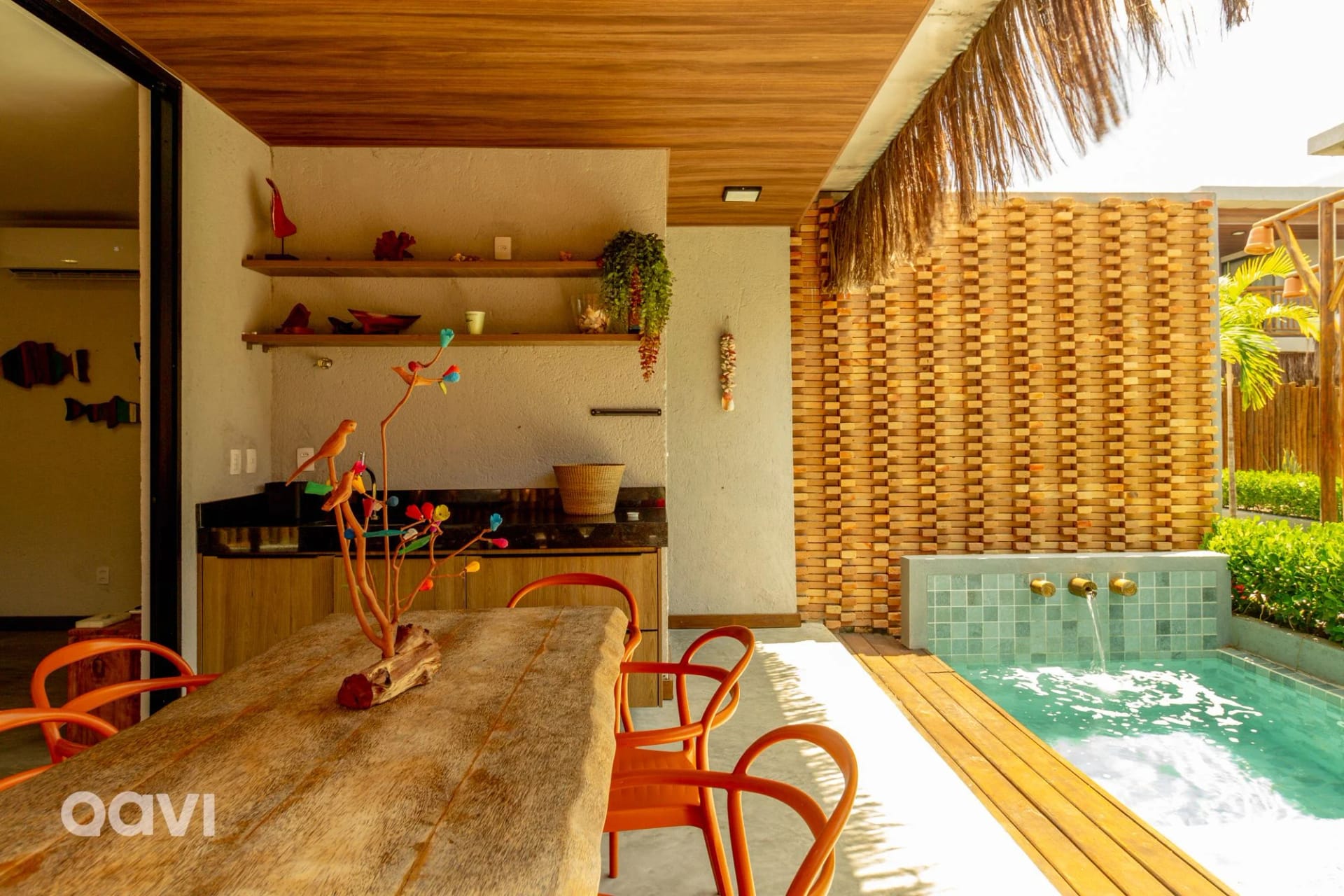 Area de estar — Casa em condomínio Sapê 15 by Qavi