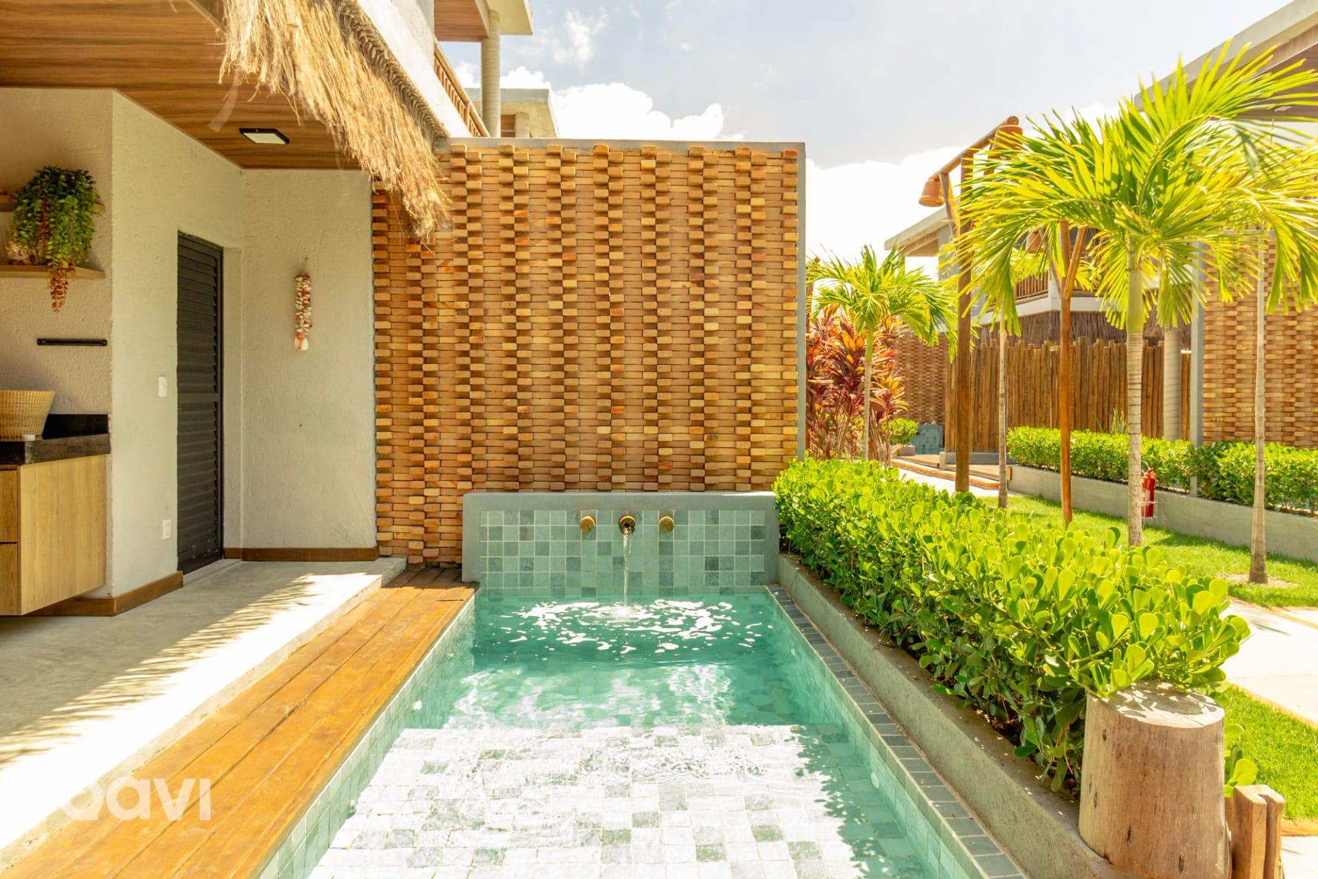 Piscina — Casa em condomínio Sapê 15 by Qavi