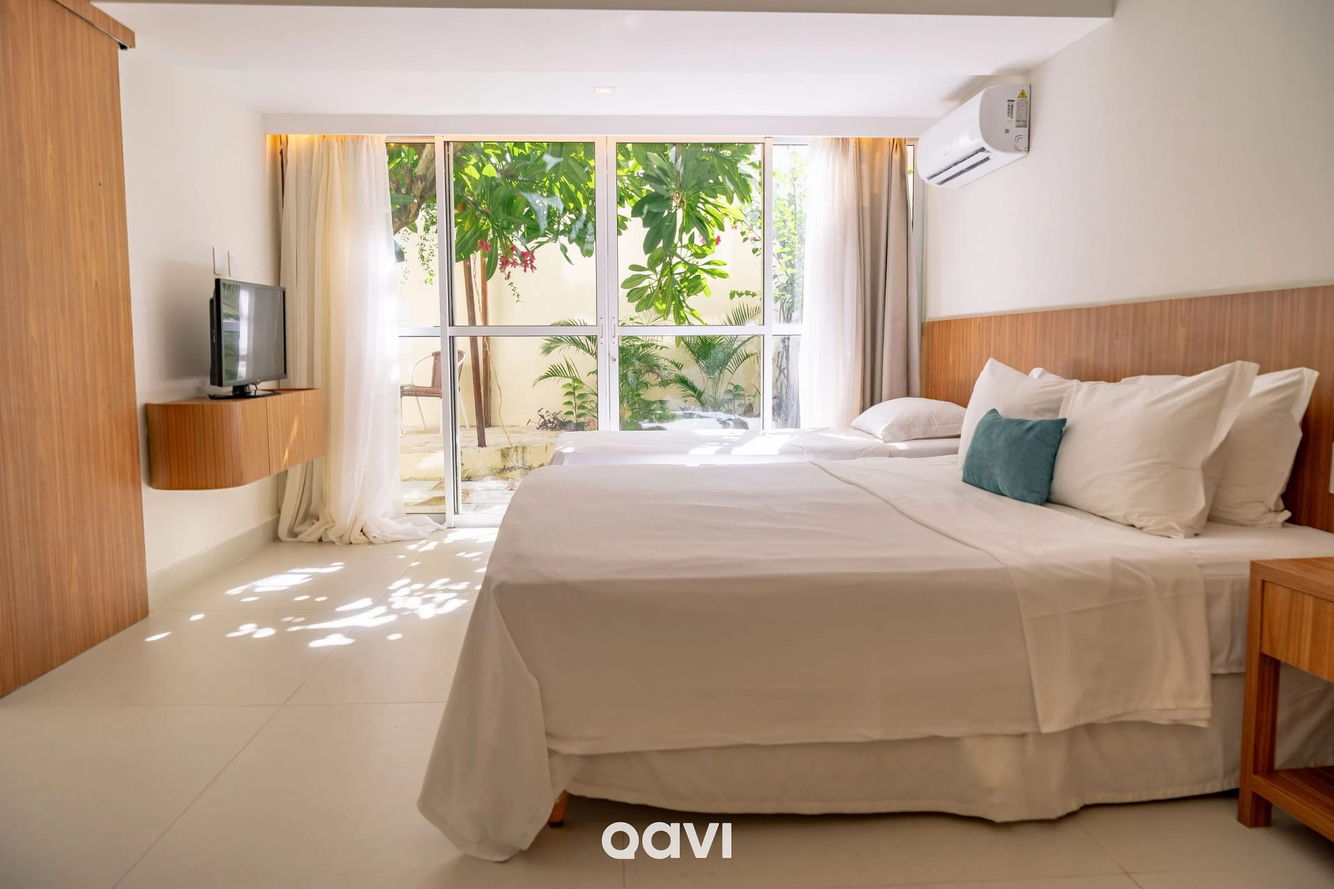 Dormitorio — Apartamento 2 Suítes com Jardim #VipPraiaHotel