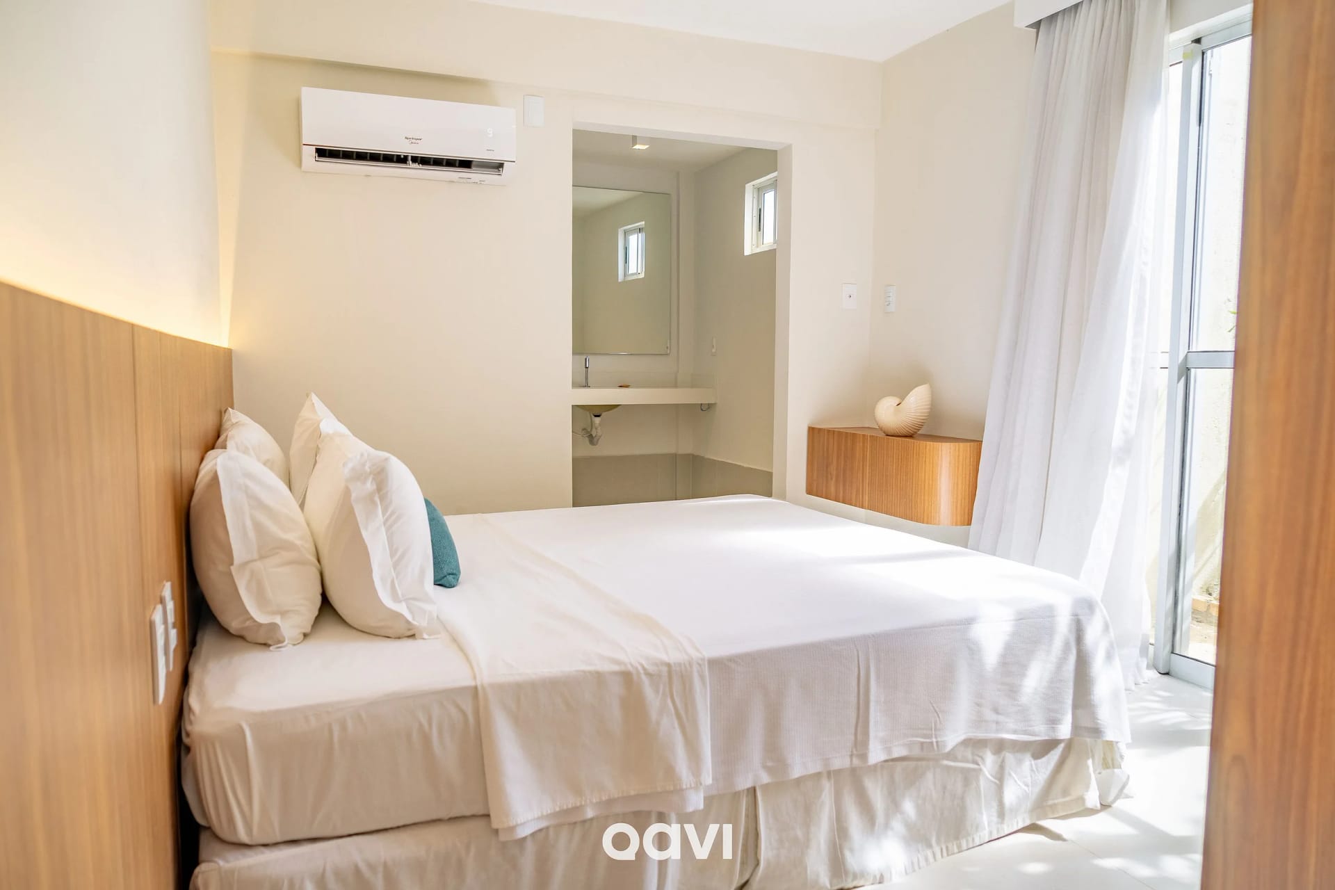 Dormitorio — Apartamento 2 Suítes com Jardim #VipPraiaHotel