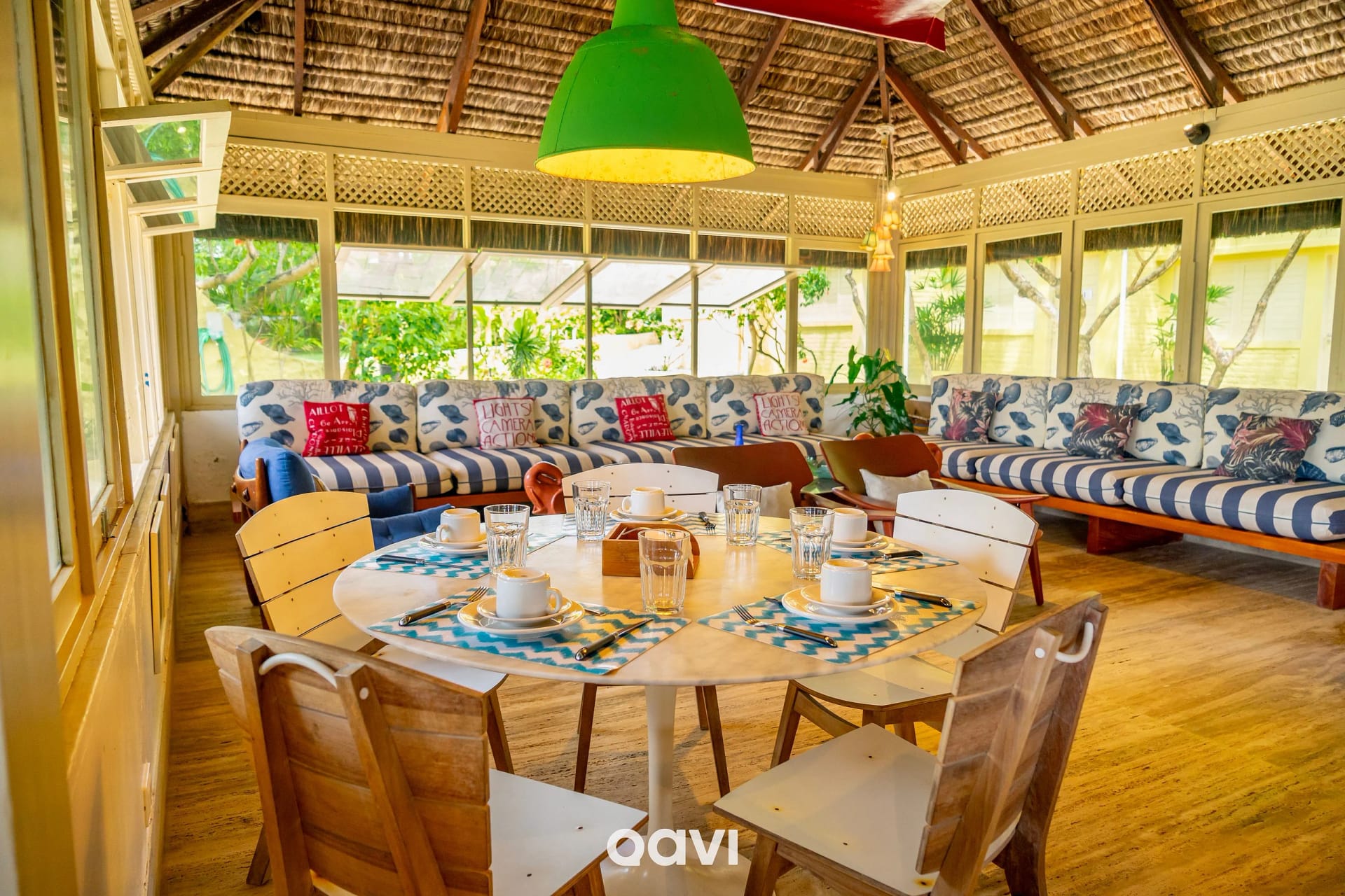 Comedor — Casa Beira Mar Villa Jacumã by QAVI