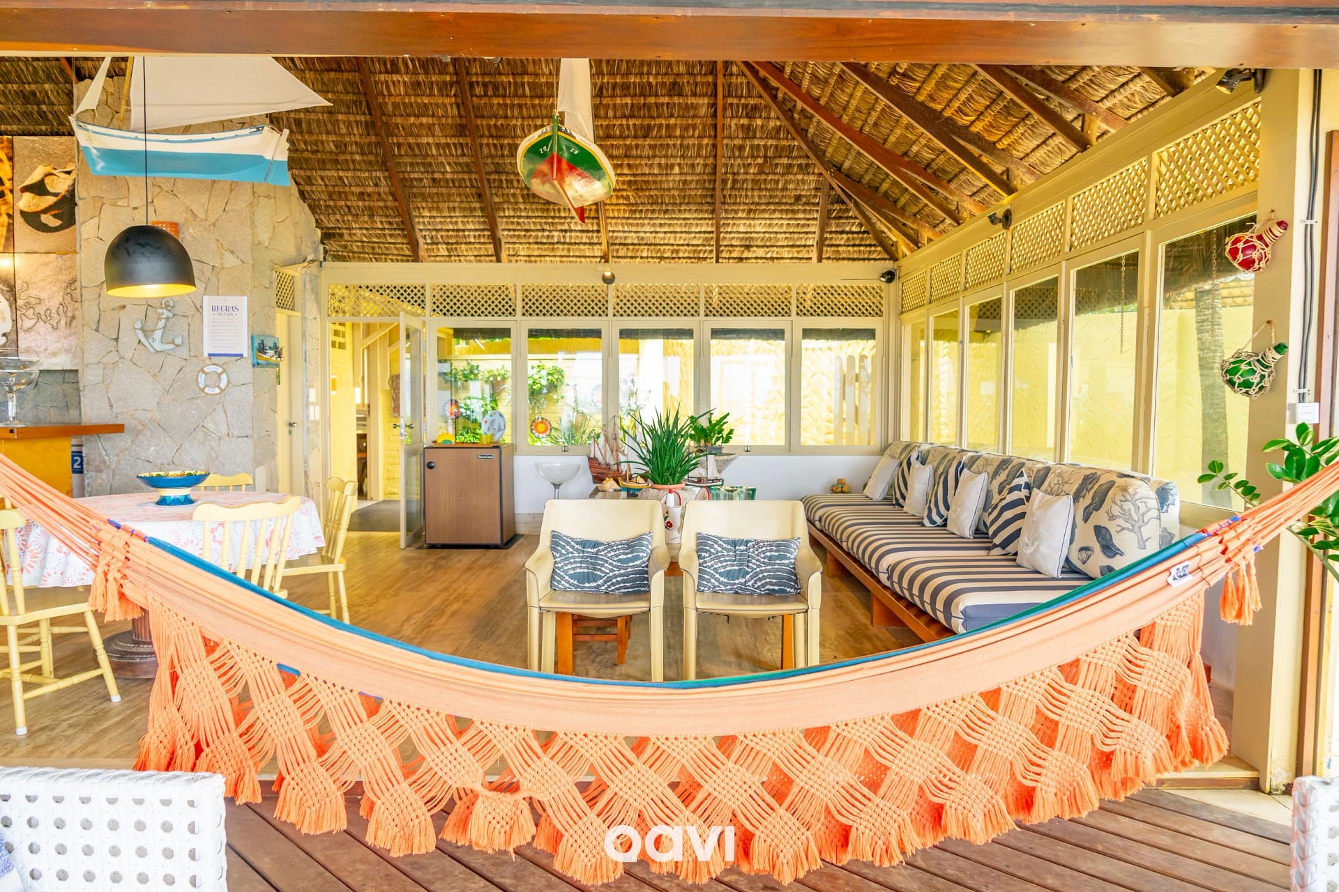 Sala de Estar — Casa Beira Mar Villa Jacumã by QAVI