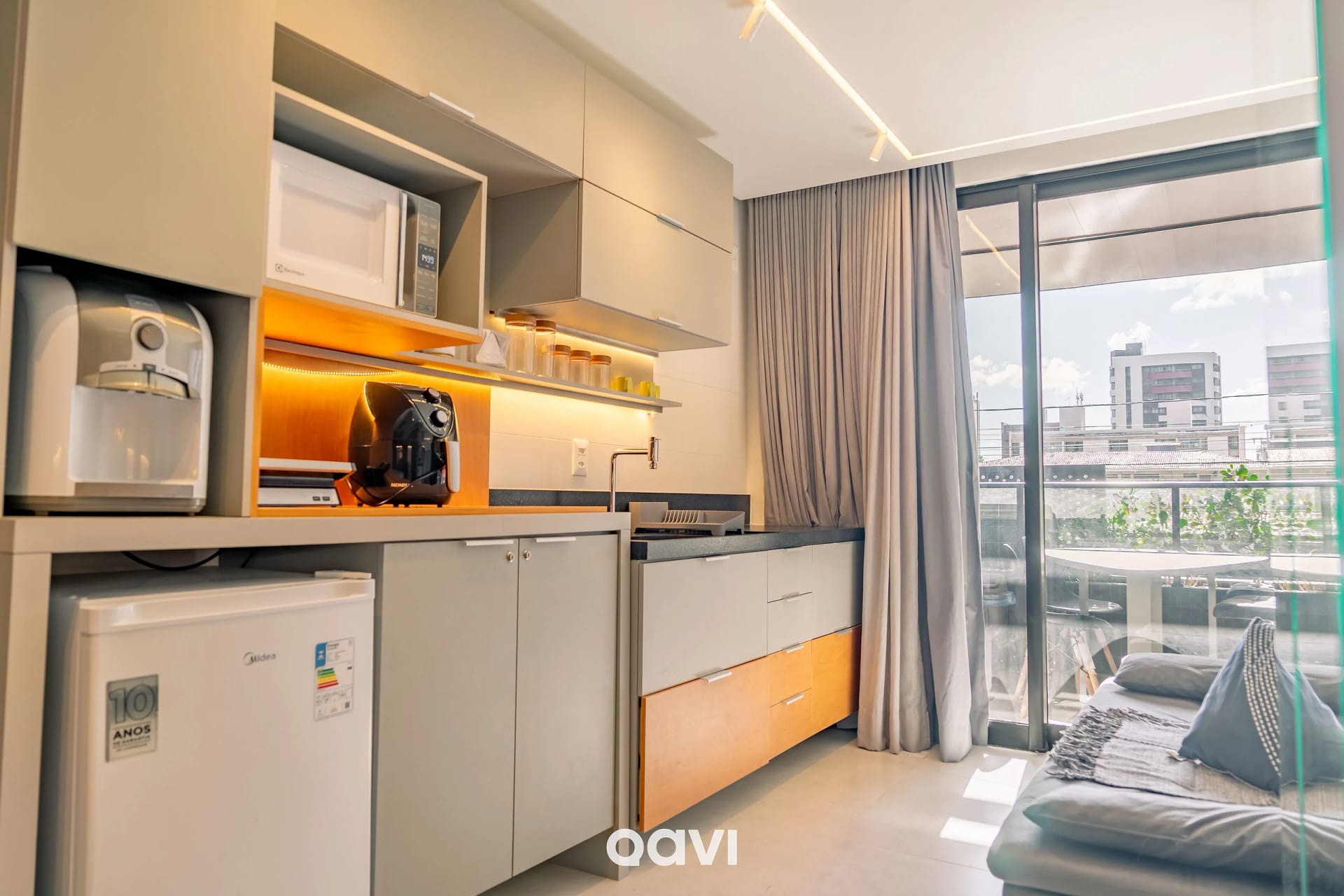 Cocina o kitnet — Departamento Frente al Mar en Intermares Sun Smart 102 - QAVI