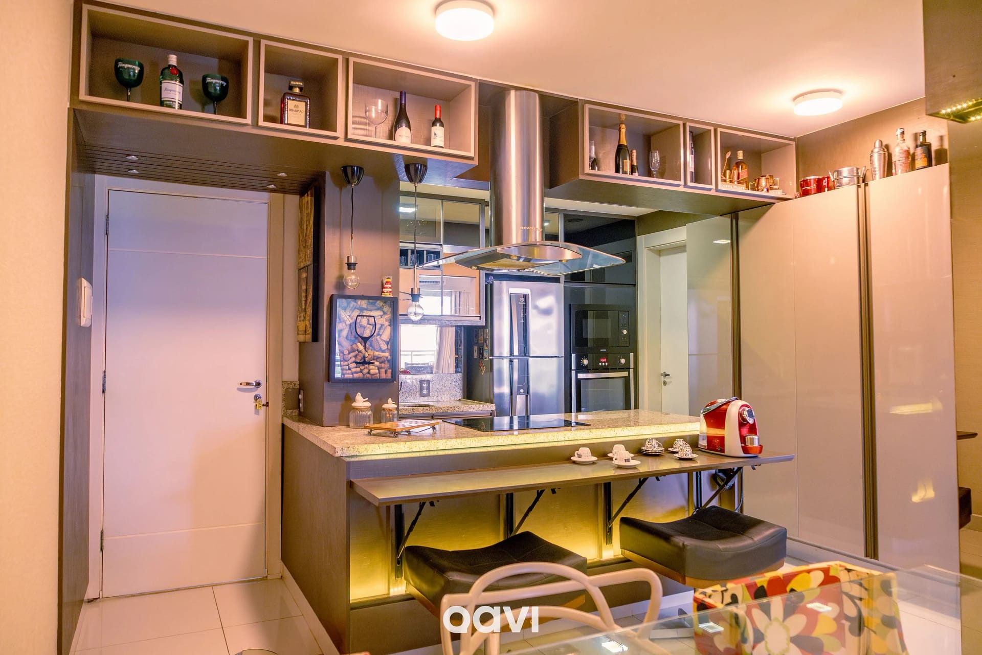 Cocina o kitnet — In Mare Bali Flat Bahamas by Qavi
