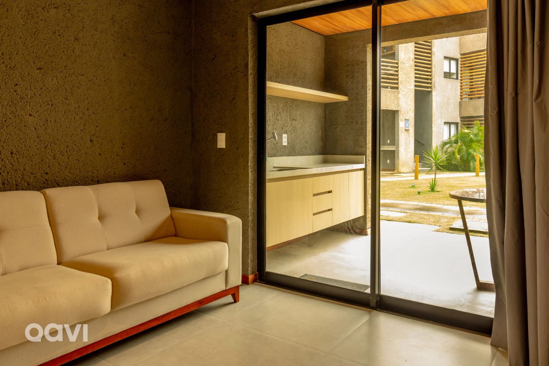 Sala de Estar — Villas Manatee Milagres Studio J 005 by QAVI