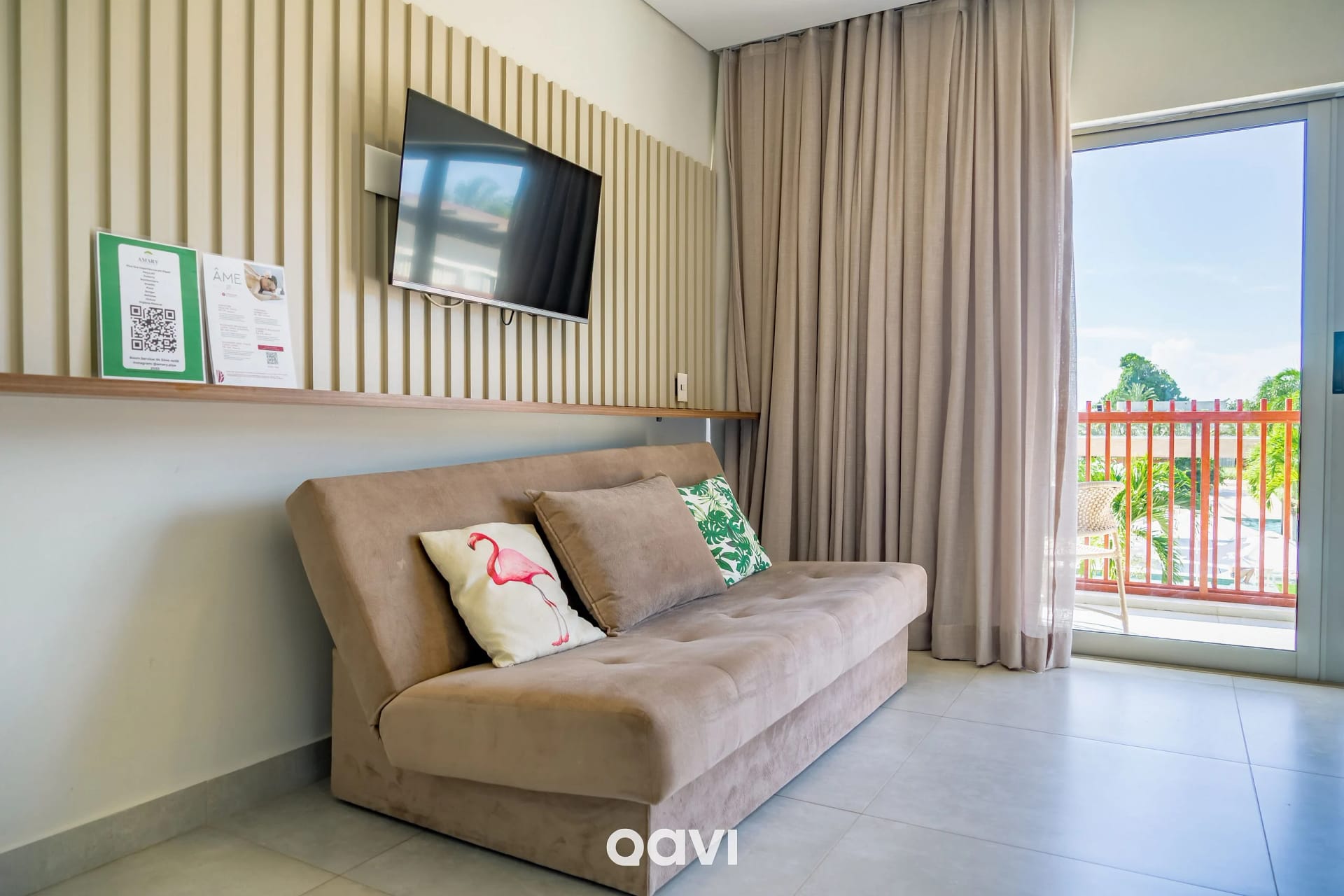 TV e multimídia — Flat Ile de Pipa Sicilia by Qavi