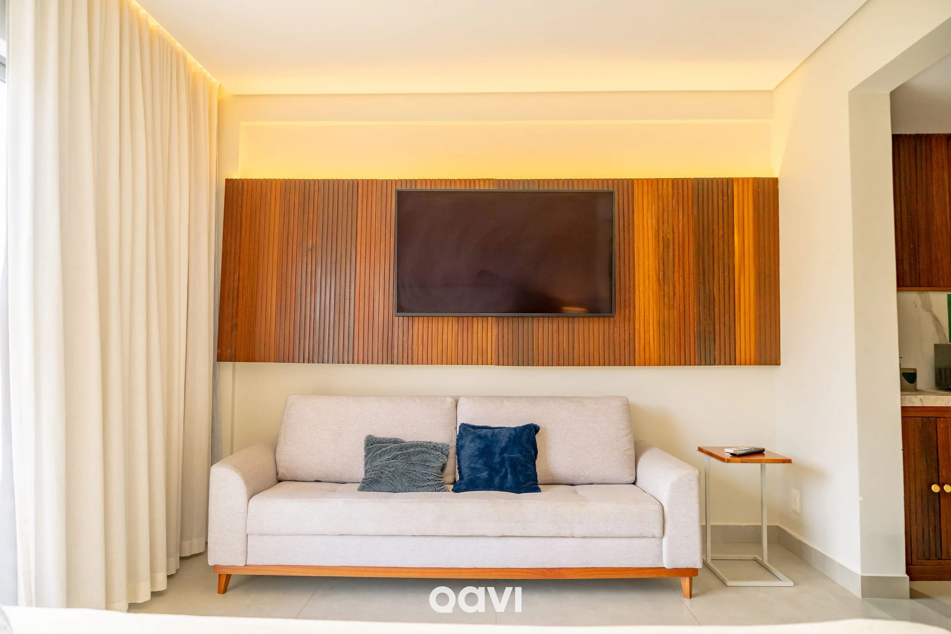 Sala de Estar — Flat Ile de Pipa Sardenha by QAVI