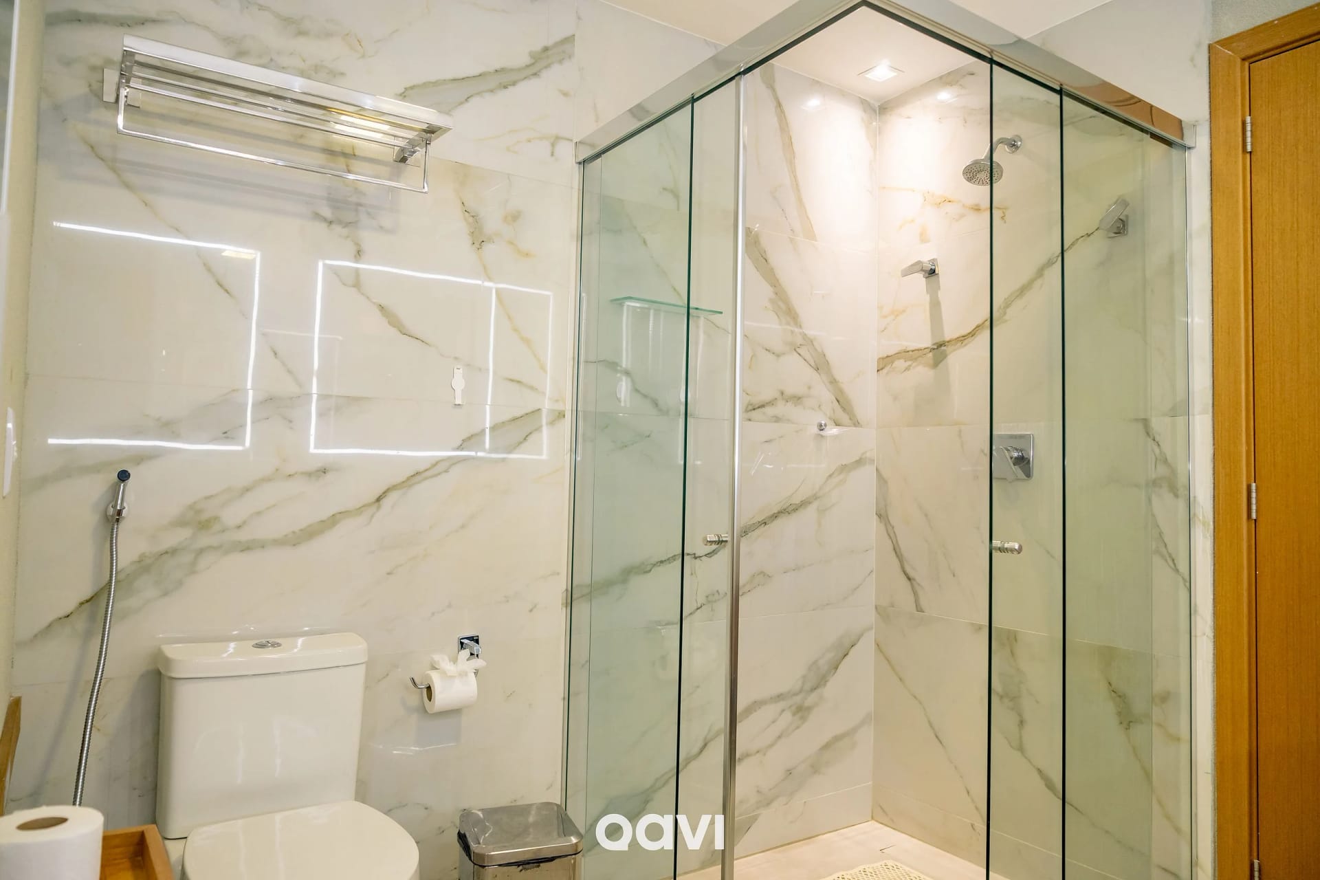 Toilet — Flat Ile de Pipa Deck Premium Fiji by Qavi