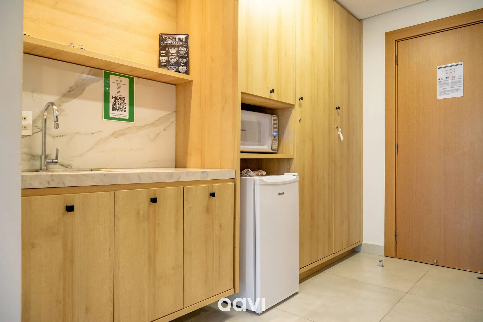 Kitchen or kitchenette — Flat Ile de Pipa Deck Molhado Palawan by Qavi