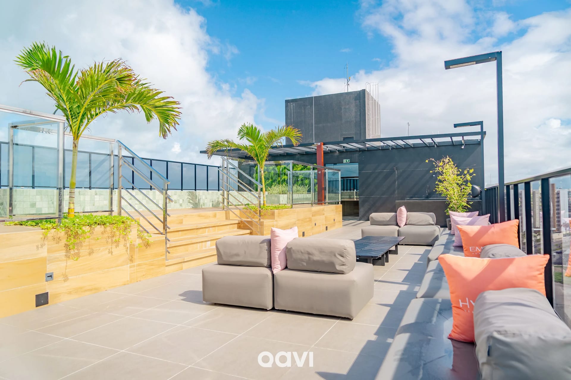 Swimming pool — Studio Superior Emunah Ponta de Campina by Qavi