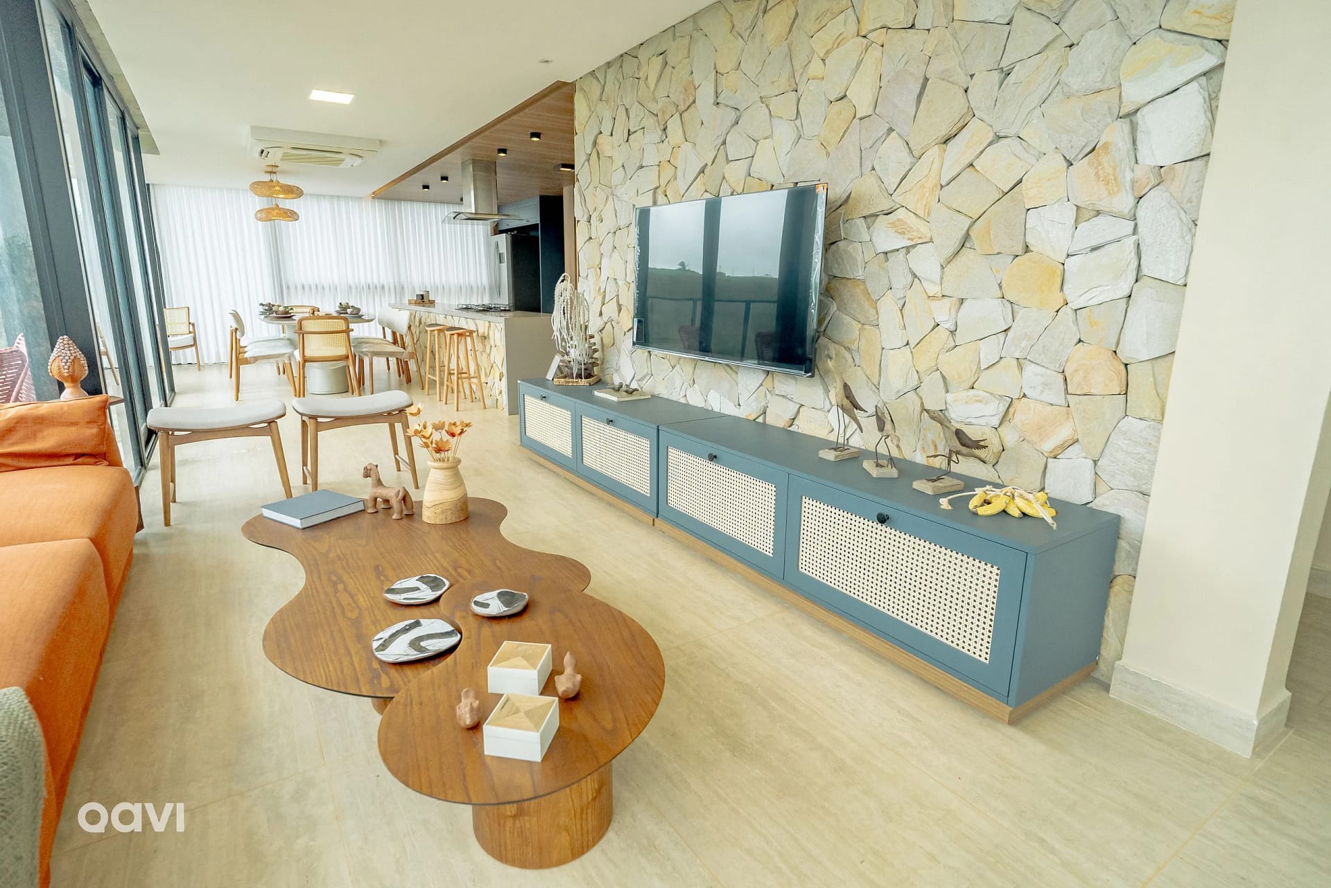 Living Room — Casa de alto padrão no Reserva Alteza by QAVI