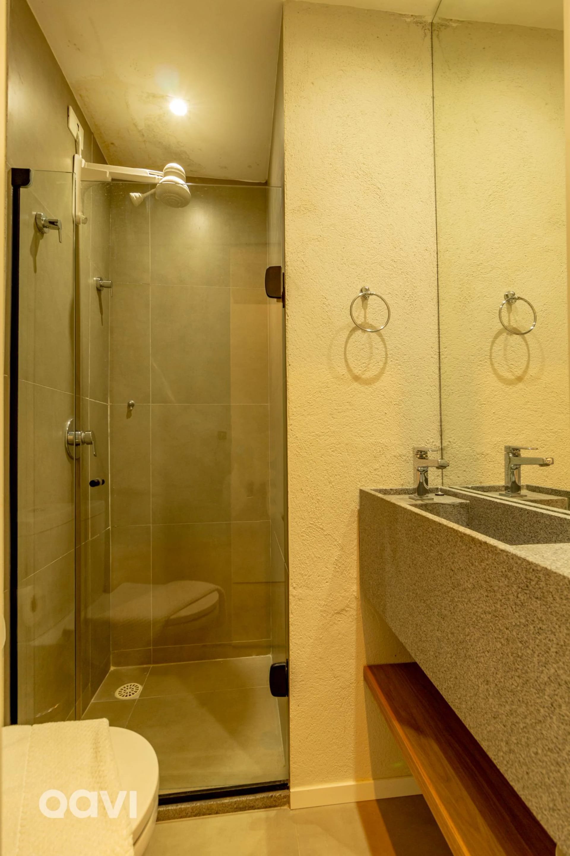Banheiro — Duplex com piscina Tamoná 12 by Qavi