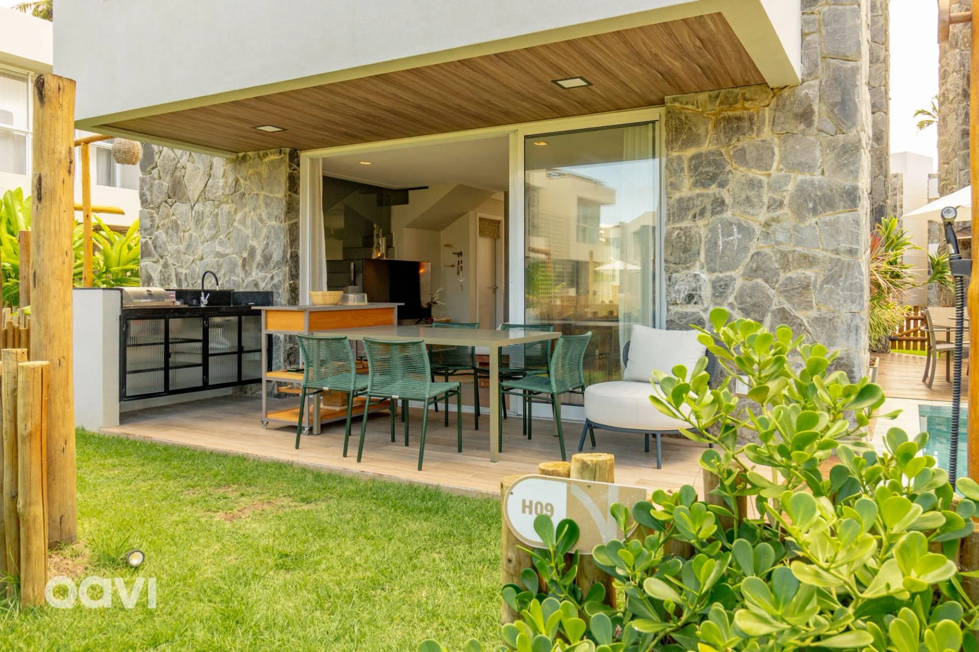 Balcony / Terrace — Casa Anamá em condomínio Naluum by Qavi