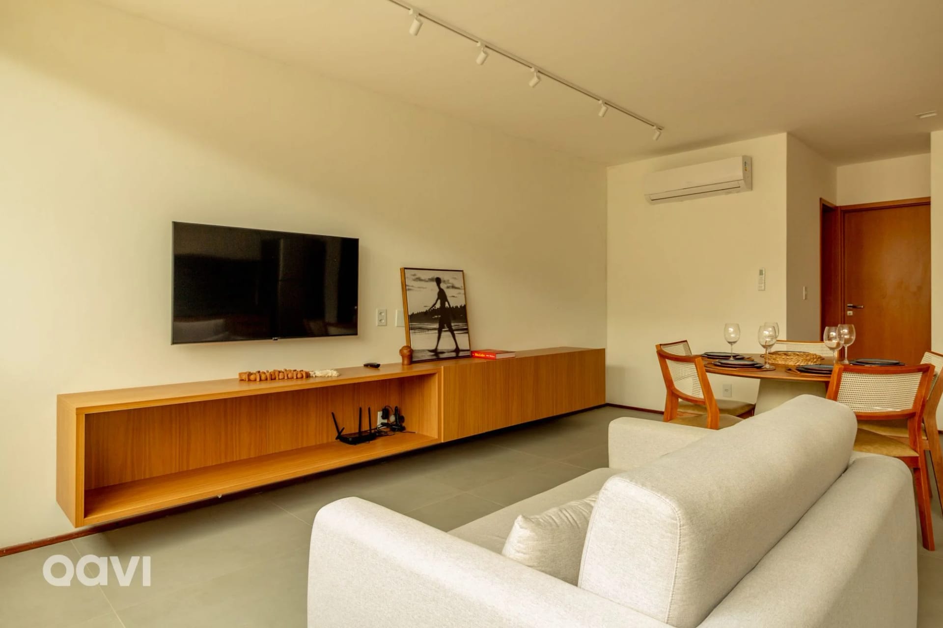Living Room — Villa Naluri em Japaratinga A 103 by QAVI